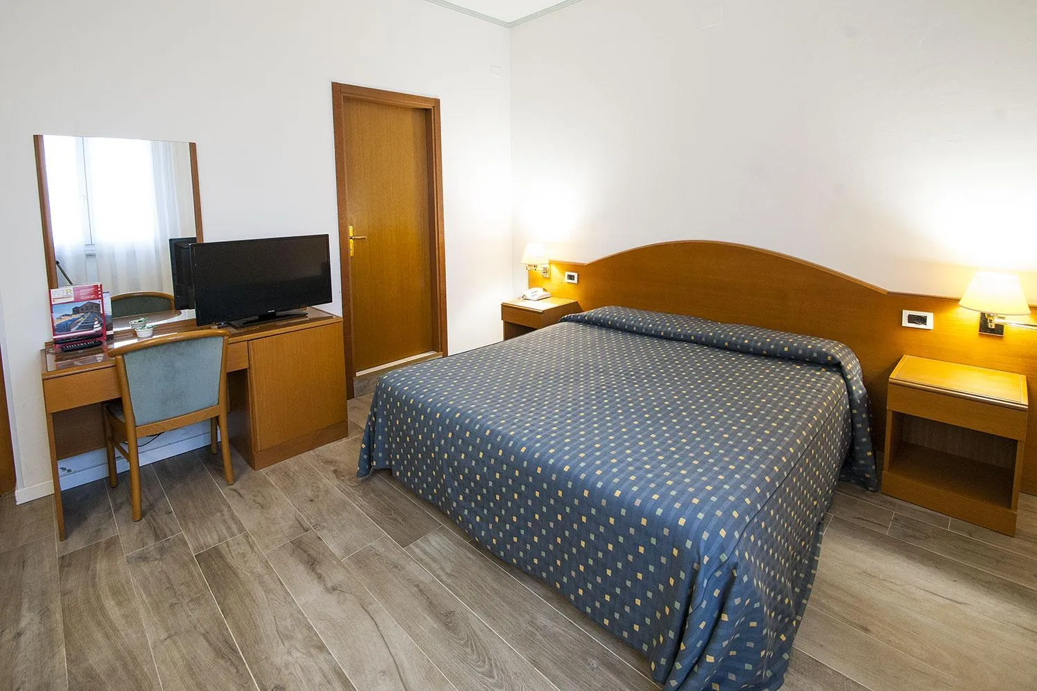 Bedroom, Bed in Hotel Italia