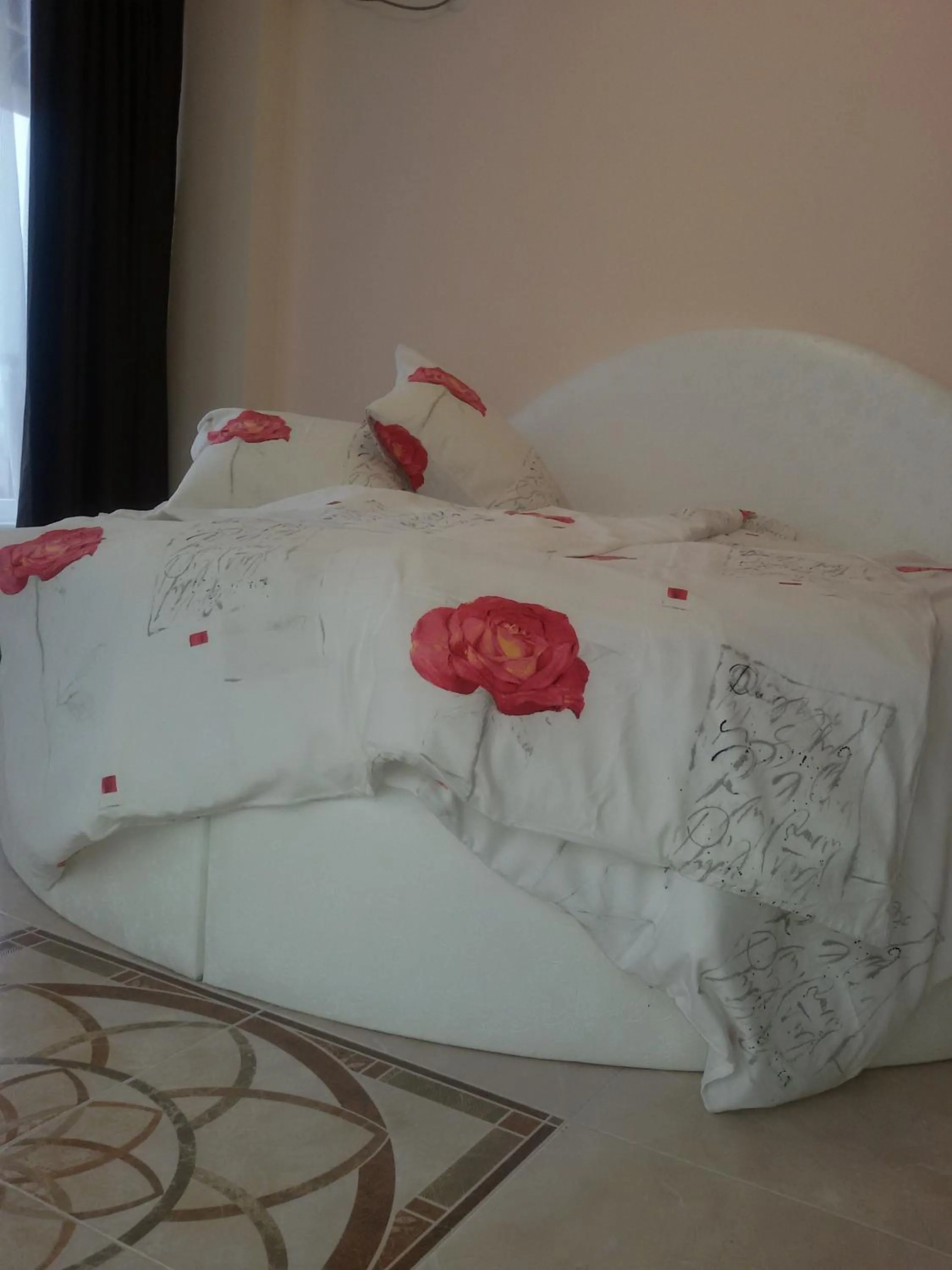 Bed in Sandanski Peak Guest Rooms