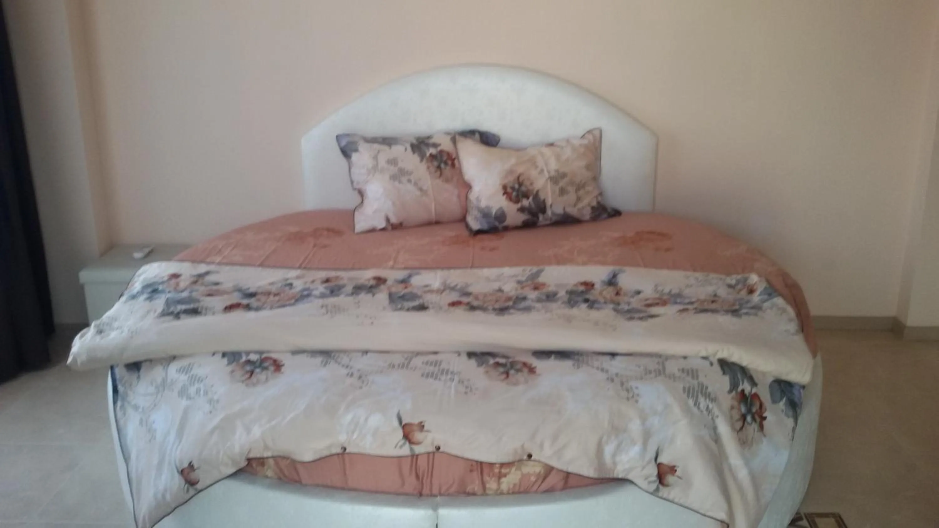 Bed in Sandanski Peak Guest Rooms