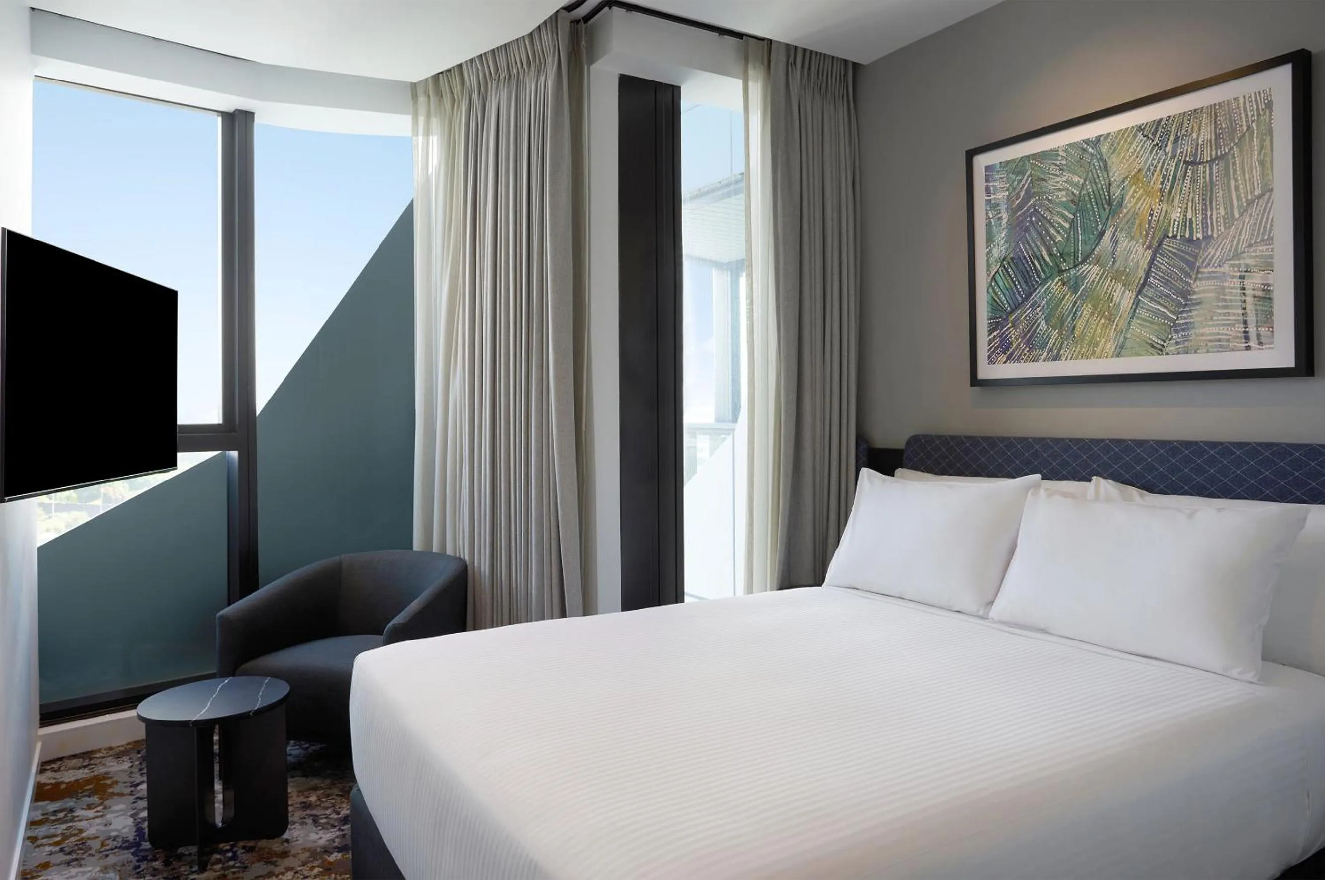 Bed in Adina Apartment Hotel Melbourne, Pentridge