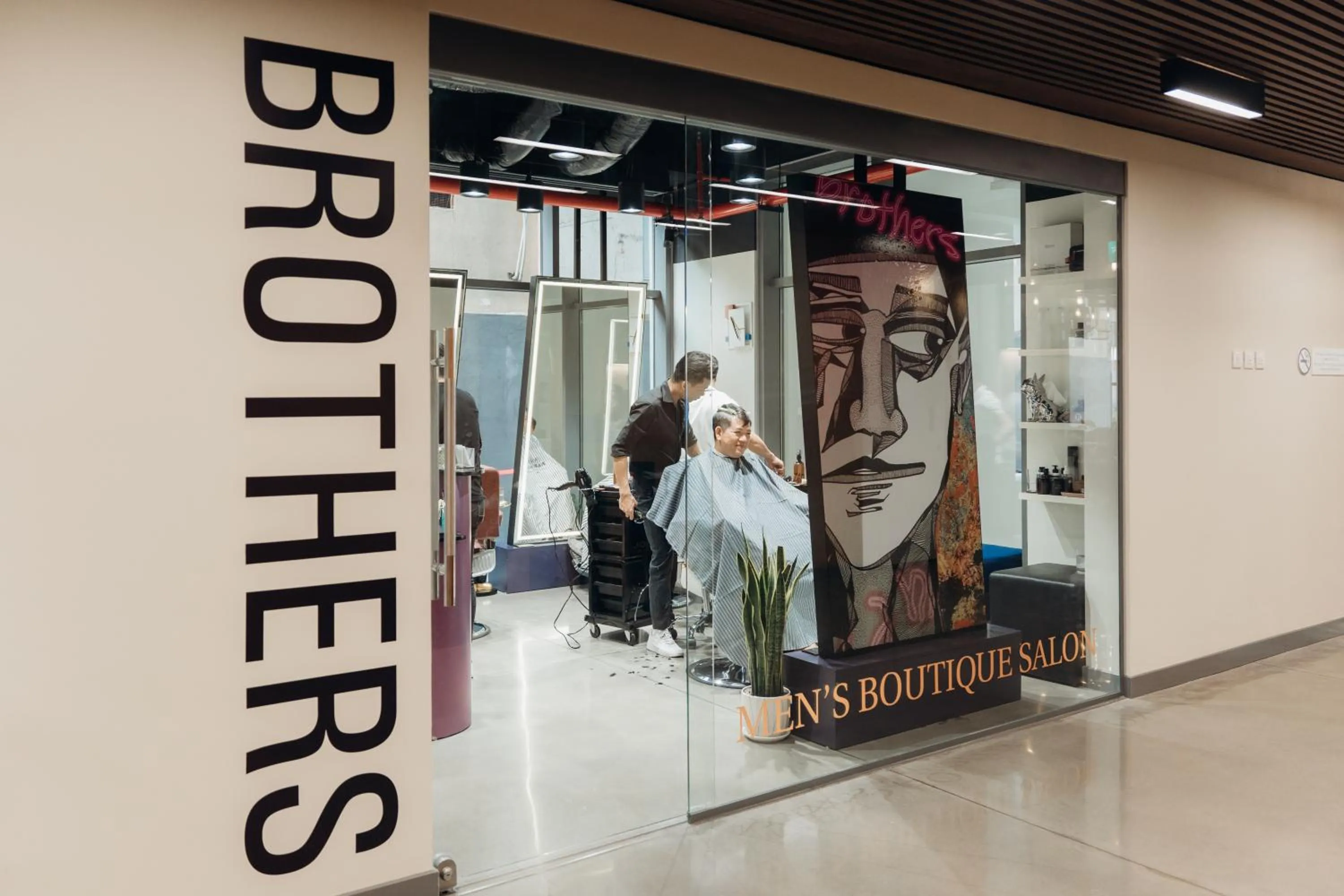 hair dryier in Wink Danang Centre, Unscripted by Hyatt