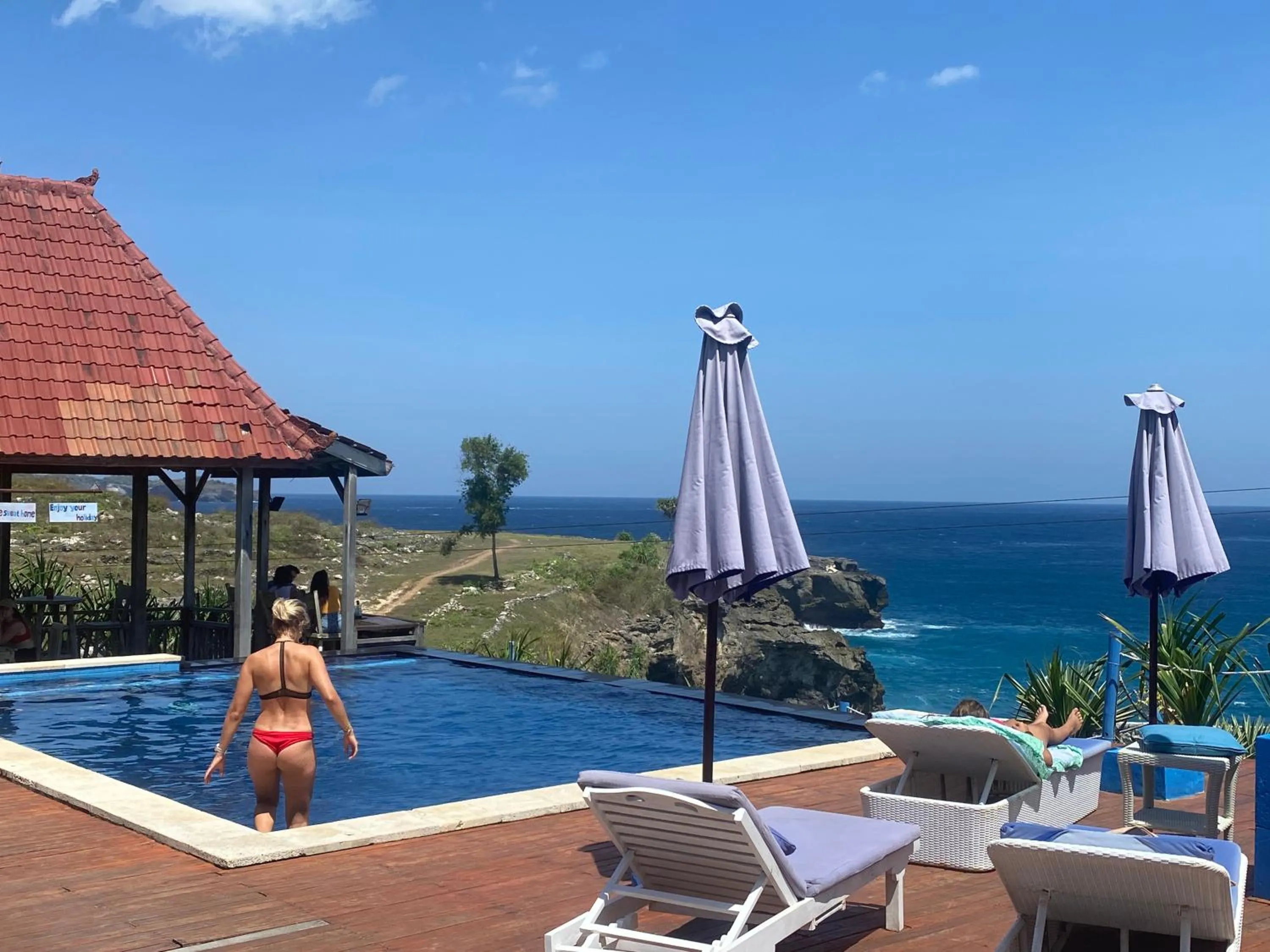 Swimming pool in Kov Ceningan