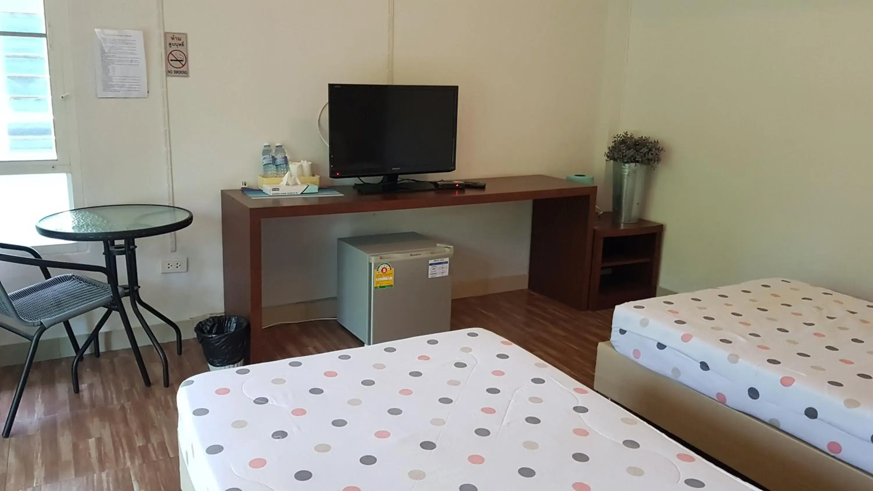 Standard Twin Room in ที รีสอร์ท T Resort Suphanburi Standard Twin Room in ที รีสอร์ท T Resort Suphanburi