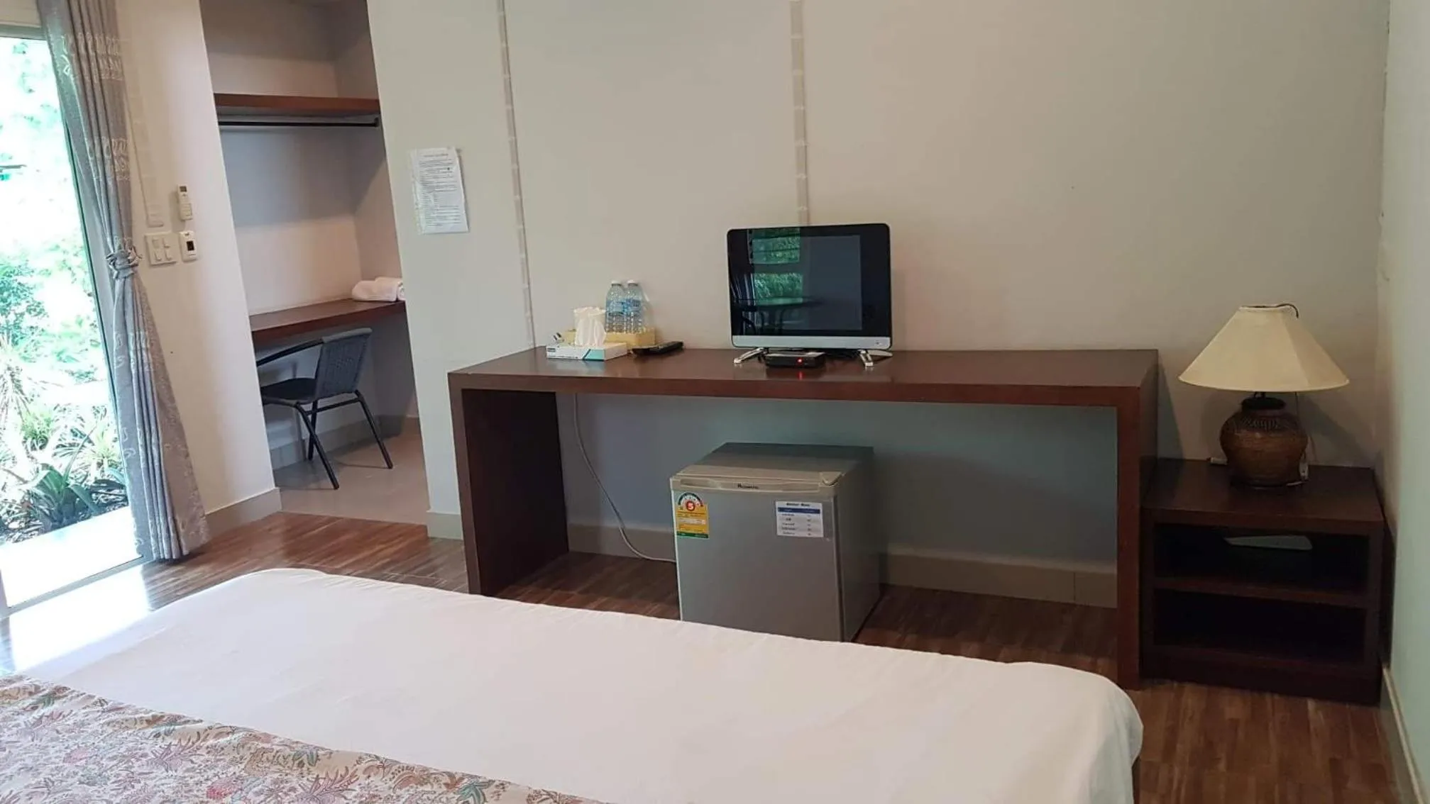 Bed in ที รีสอร์ท T Resort Suphanburi