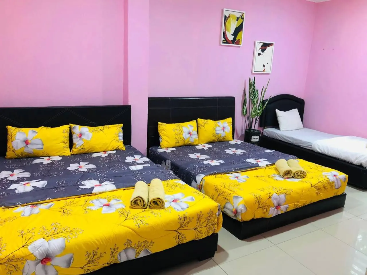 Bedroom, Bed in RD Legend Hotel