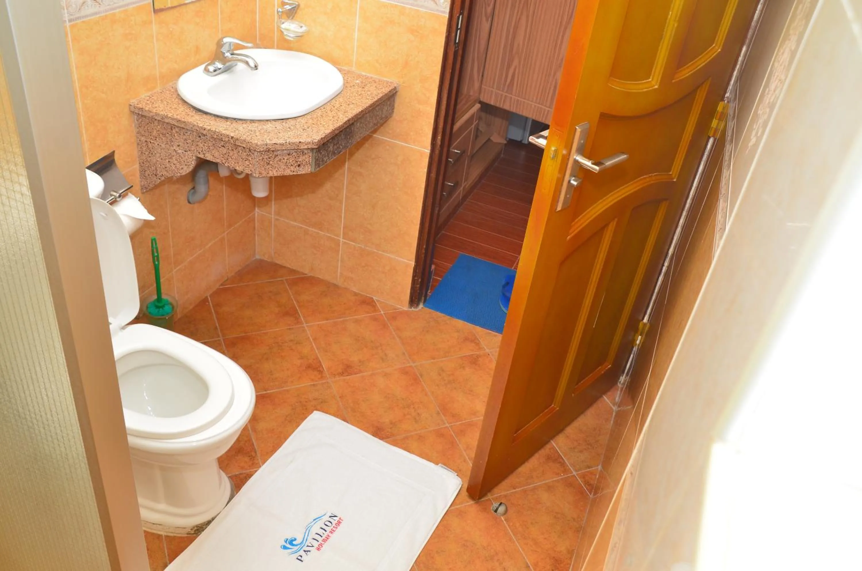 Bathroom in Pavilion Holiday Resort