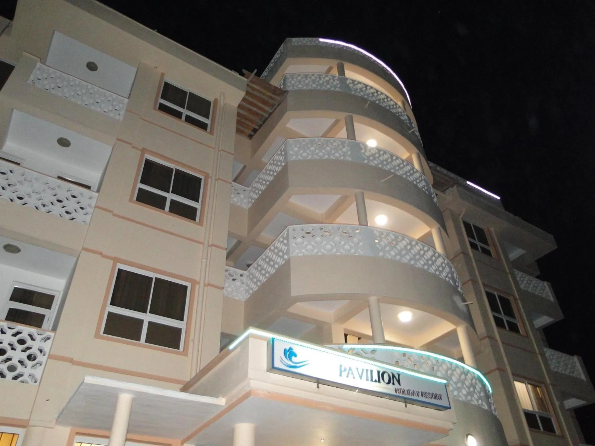 Facade/entrance in Pavilion Holiday Resort