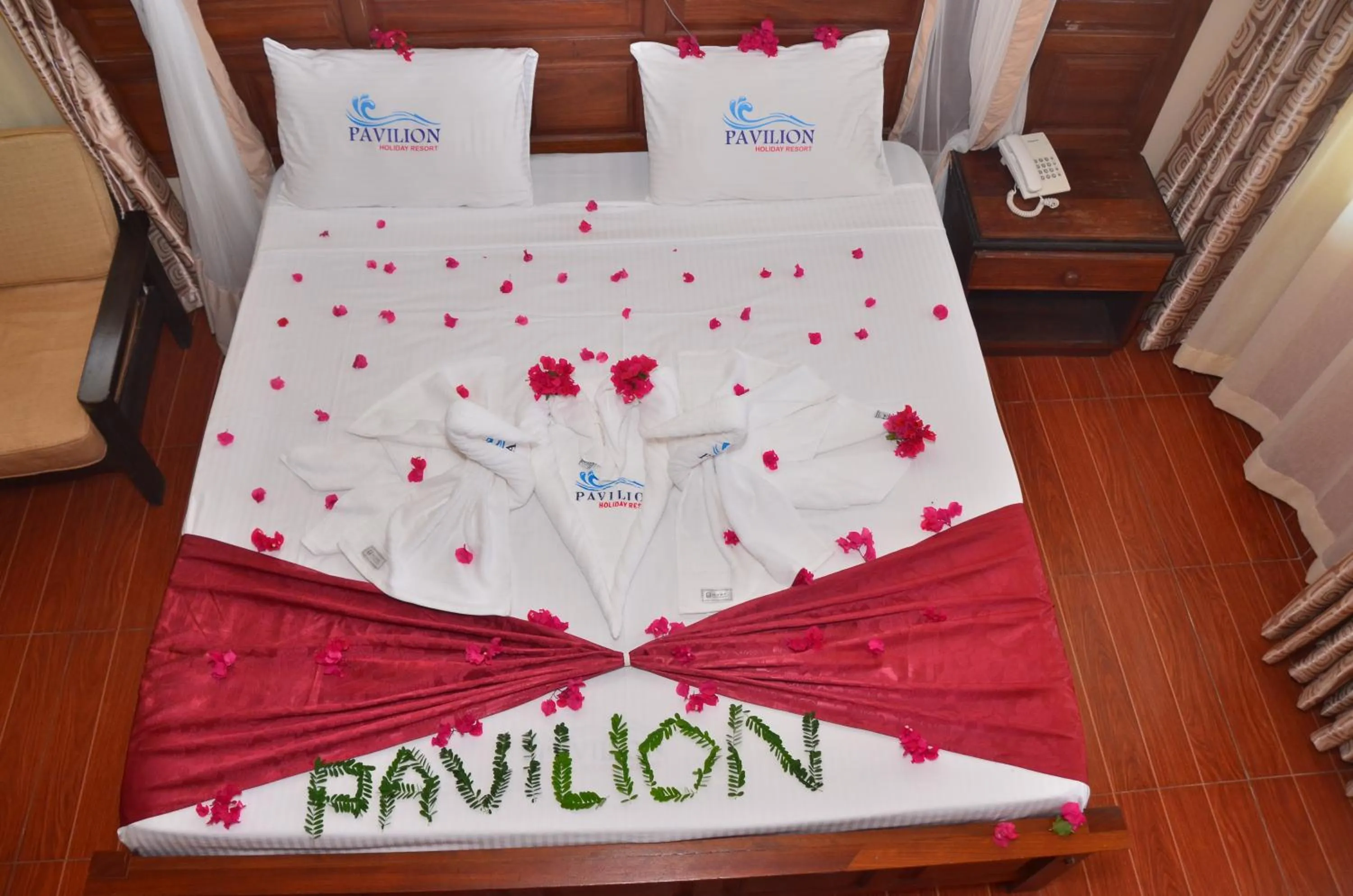 Bathroom, Bed in Pavilion Holiday Resort