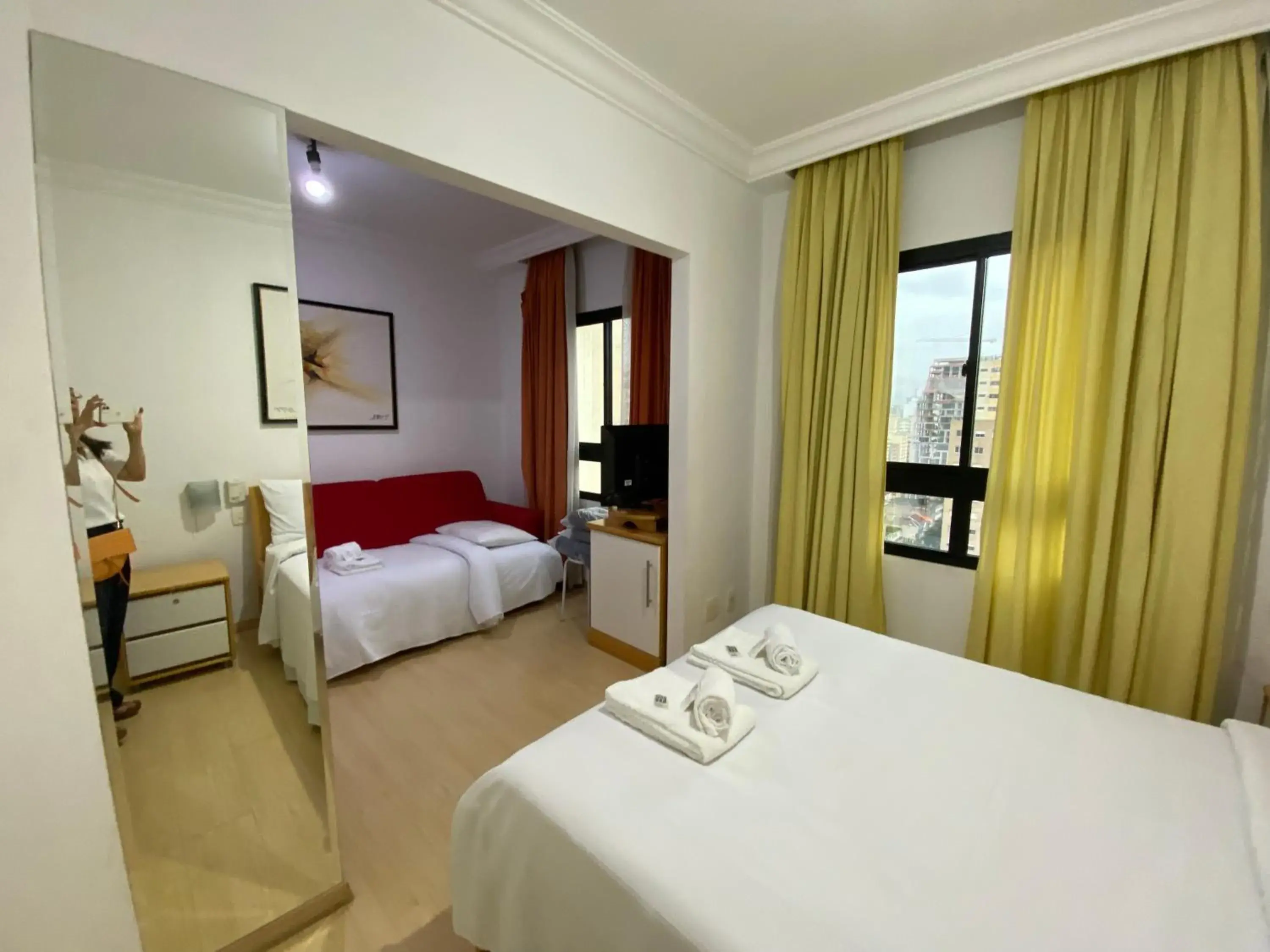 Deluxe Queen Studio in Comfort Flat Pinheiros em Hotel 4,5 estrelas Deluxe Queen Studio in Comfort Flat Pinheiros em Hotel 4,5 estrelas