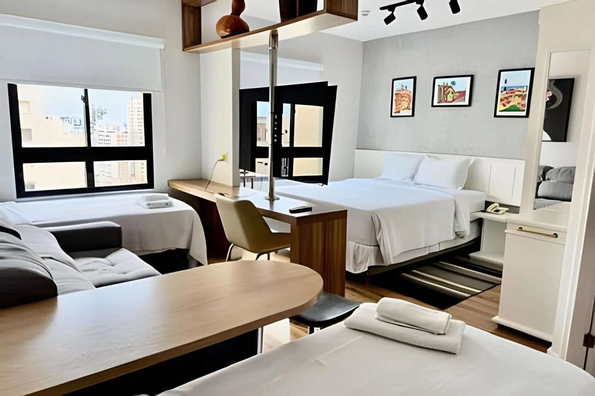 Deluxe Studio in Comfort Flat Pinheiros em Hotel 4,5 estrelas