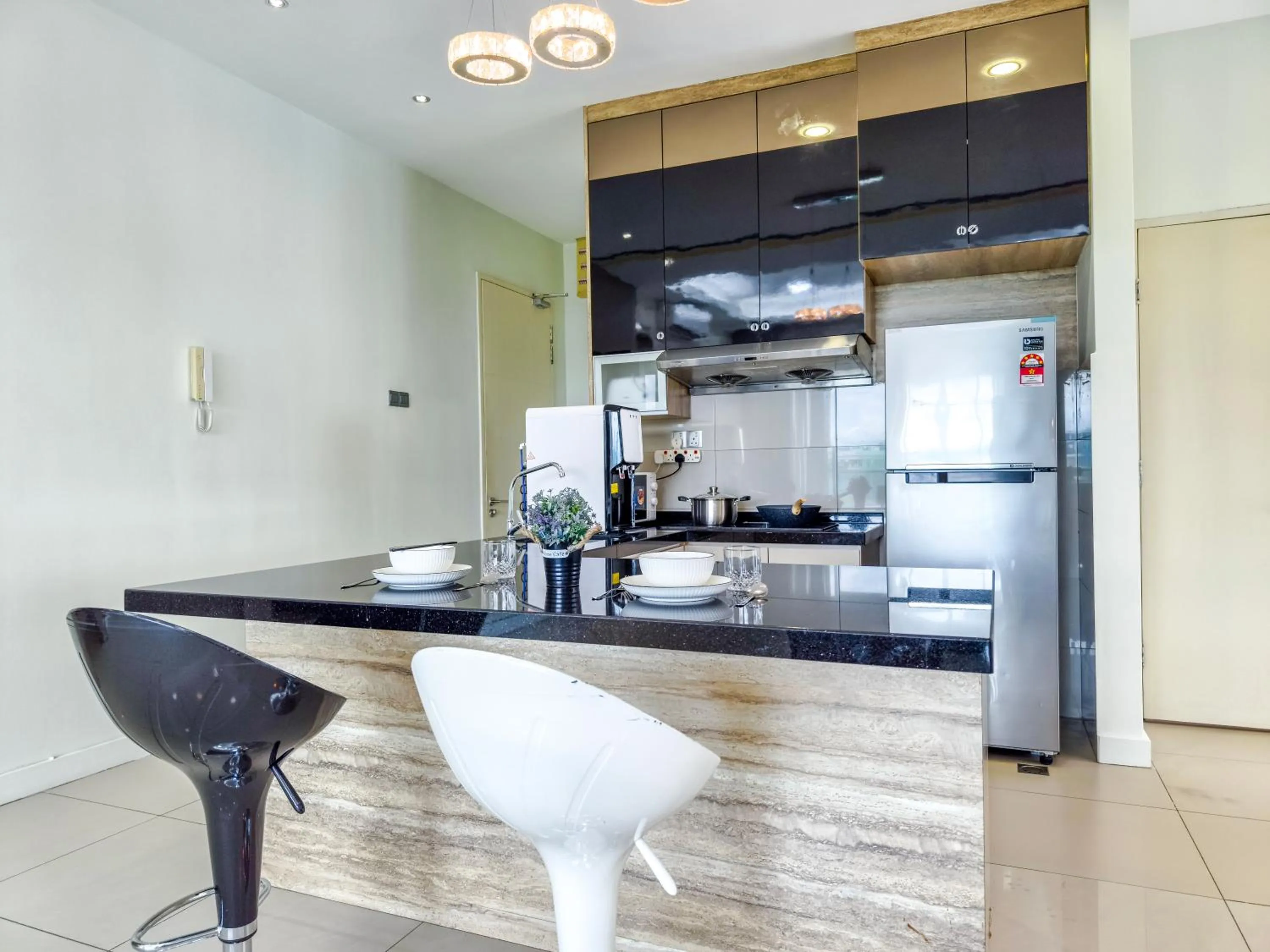 Kitchen or kitchenette in AJ Suites @ Loft Imago KK