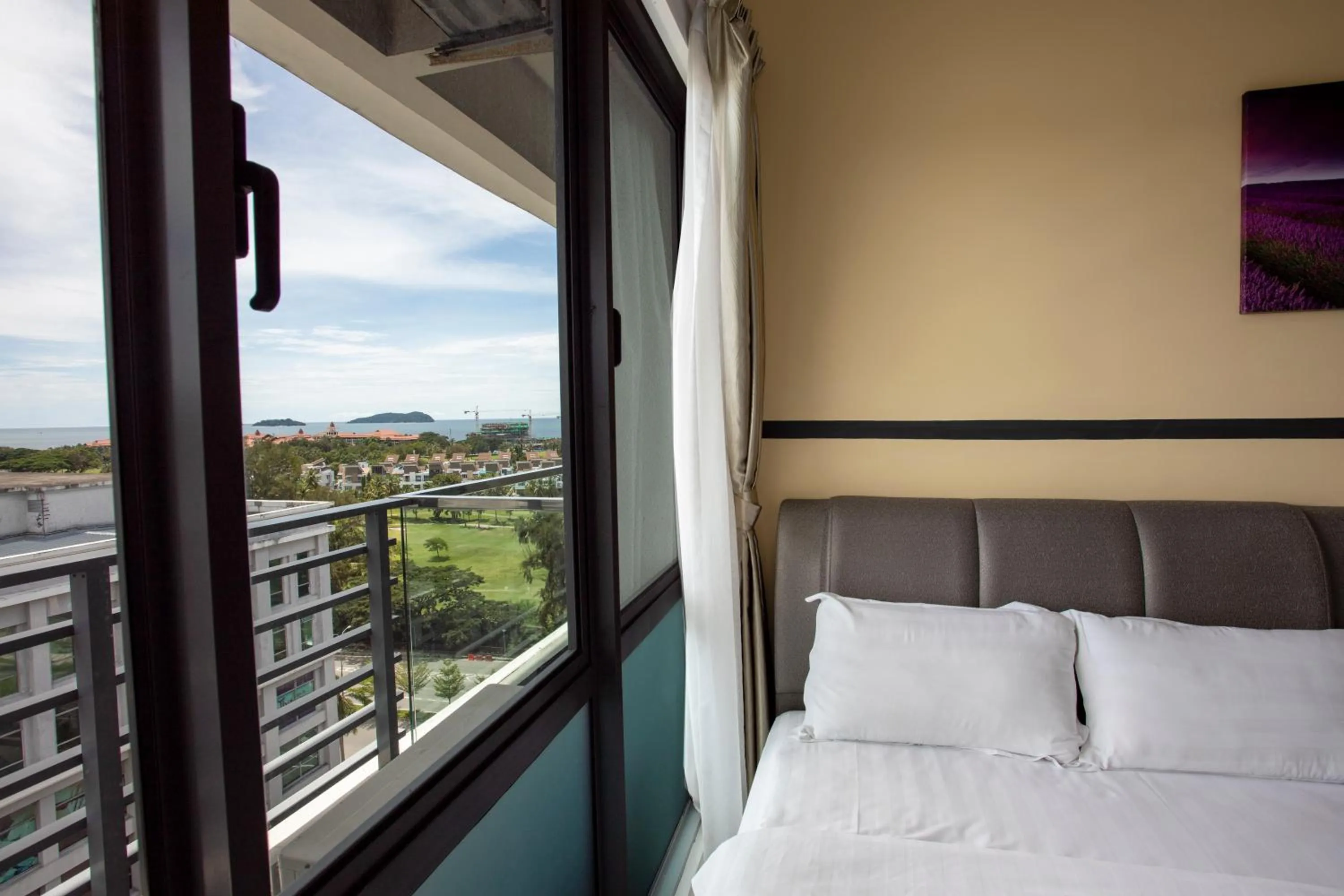 Bedroom, Bed in AJ Suites @ Loft Imago KK