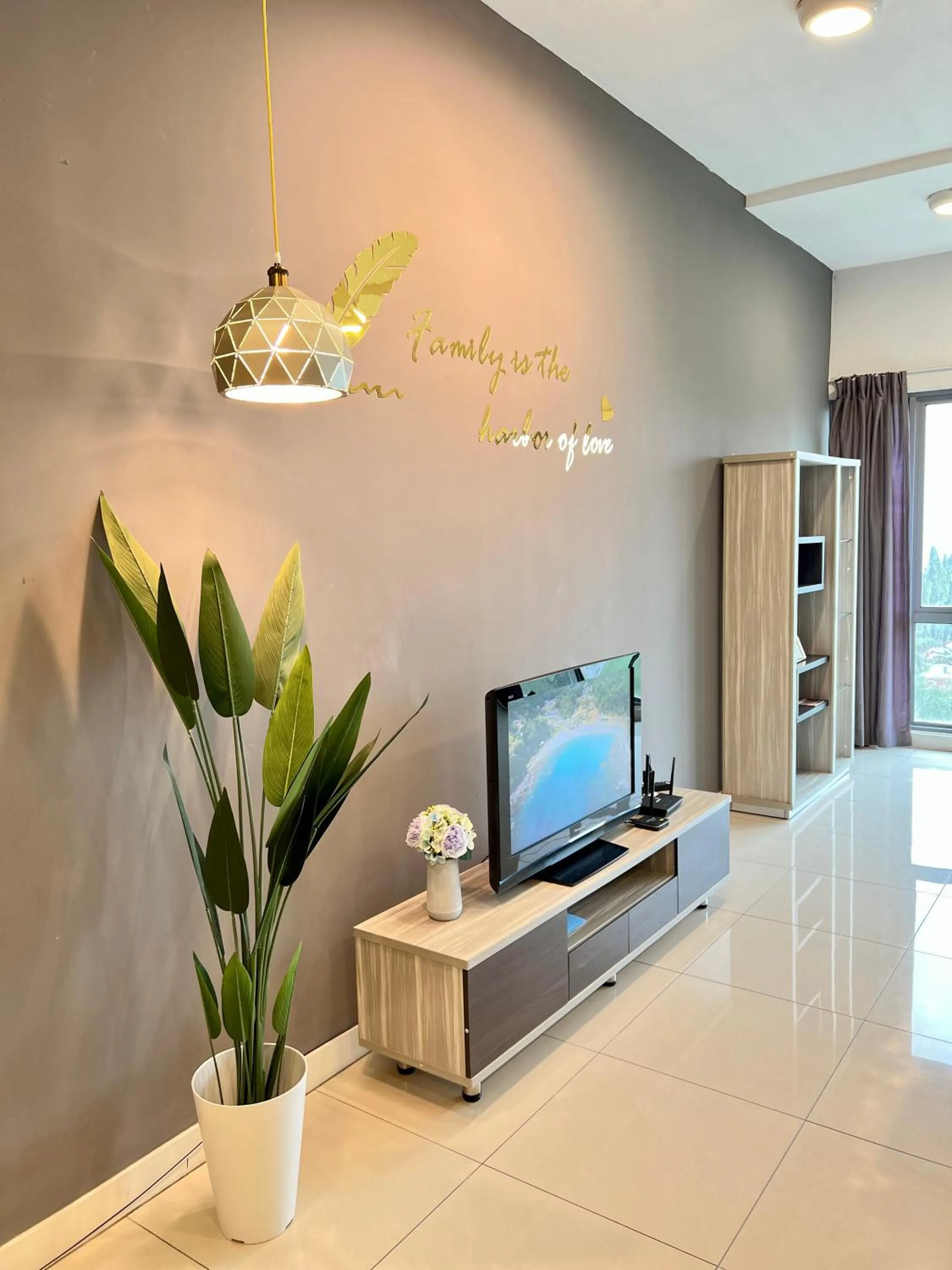 TV and multimedia in AJ Suites @ Loft Imago KK