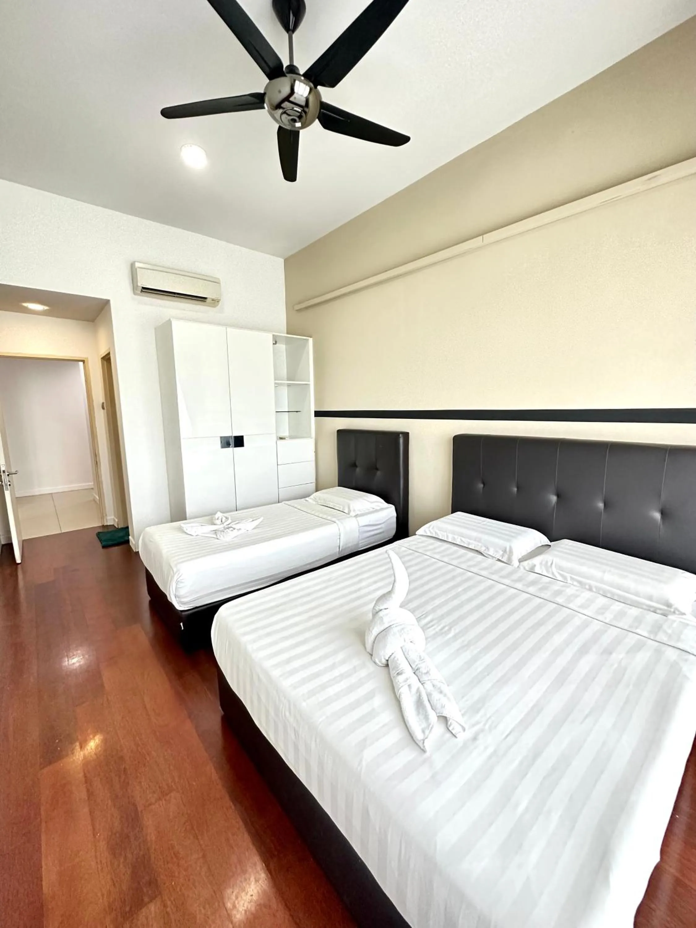 Bedroom, Bed in AJ Suites @ Loft Imago KK