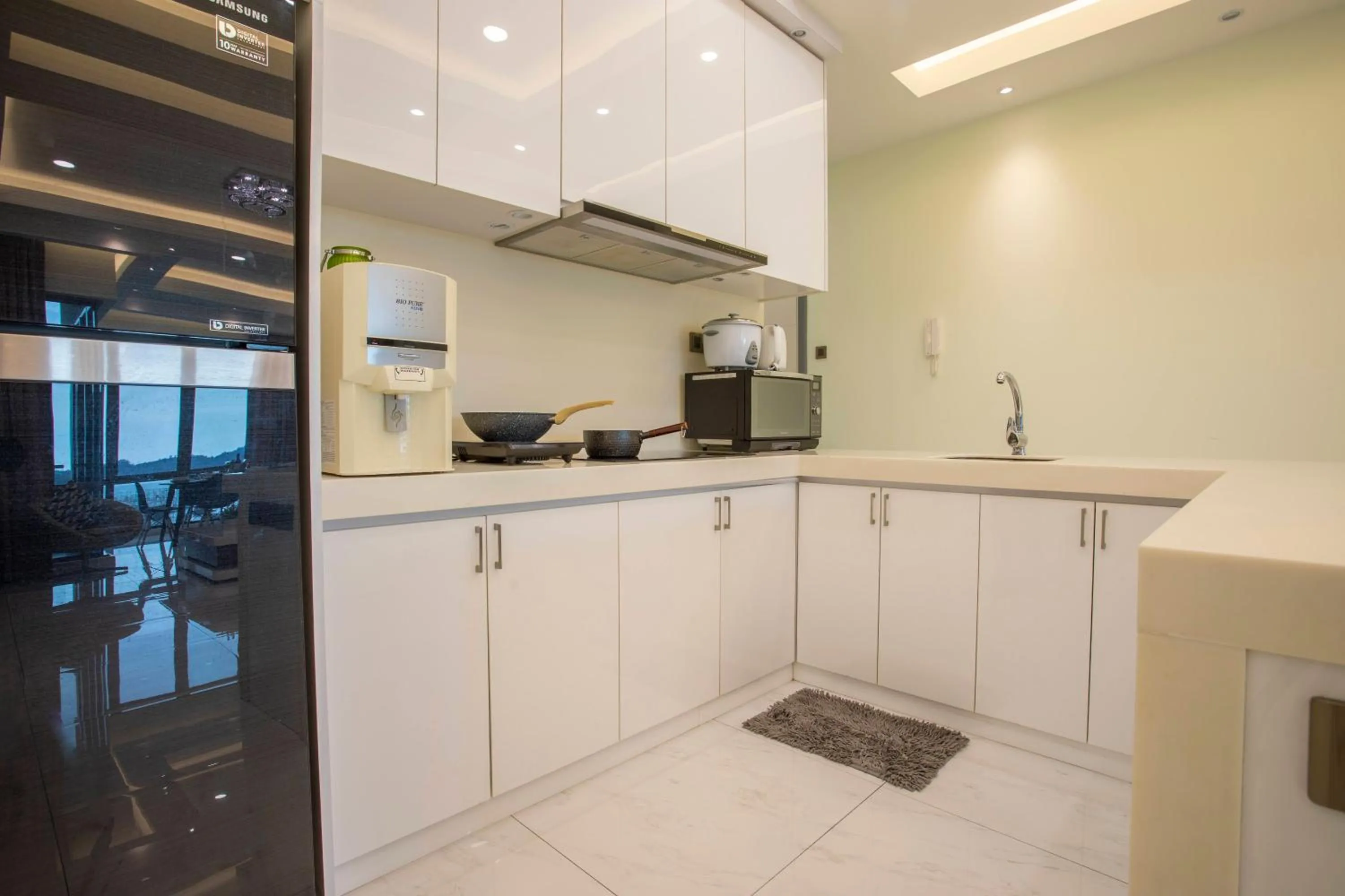 Kitchen or kitchenette in AJ Suites @ Loft Imago KK