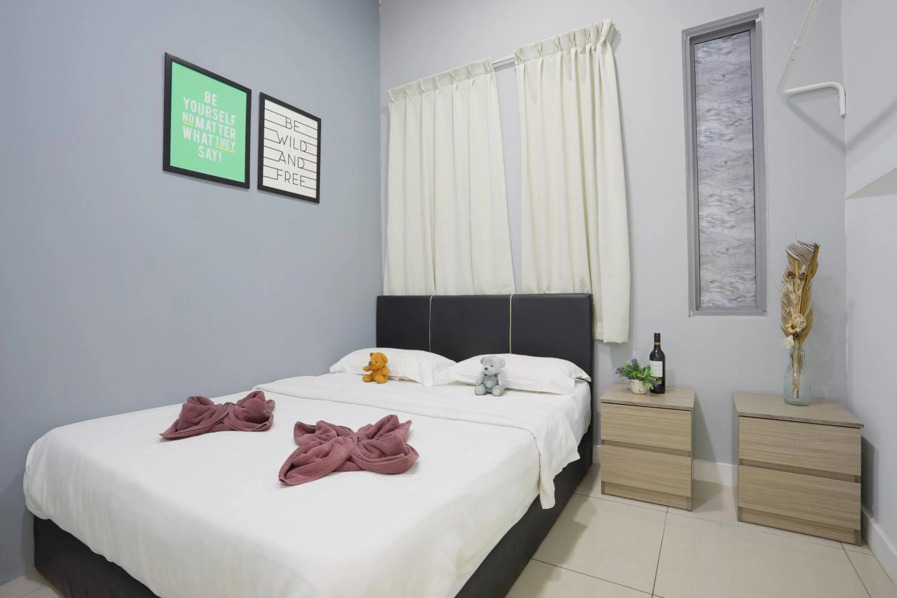 Bedroom, Bed in AJ Suites @ Loft Imago KK