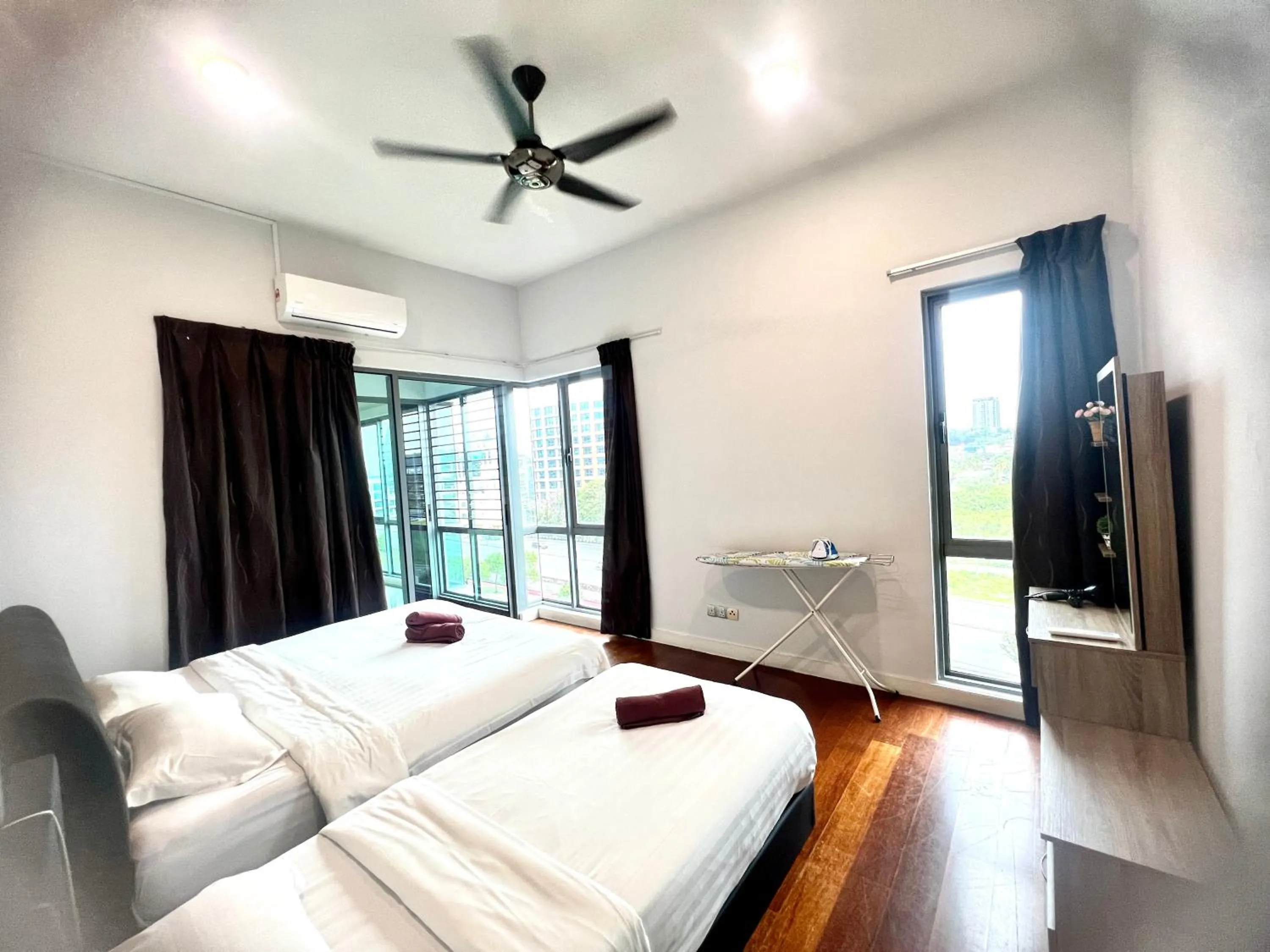 Bedroom, Bed in AJ Suites @ Loft Imago KK