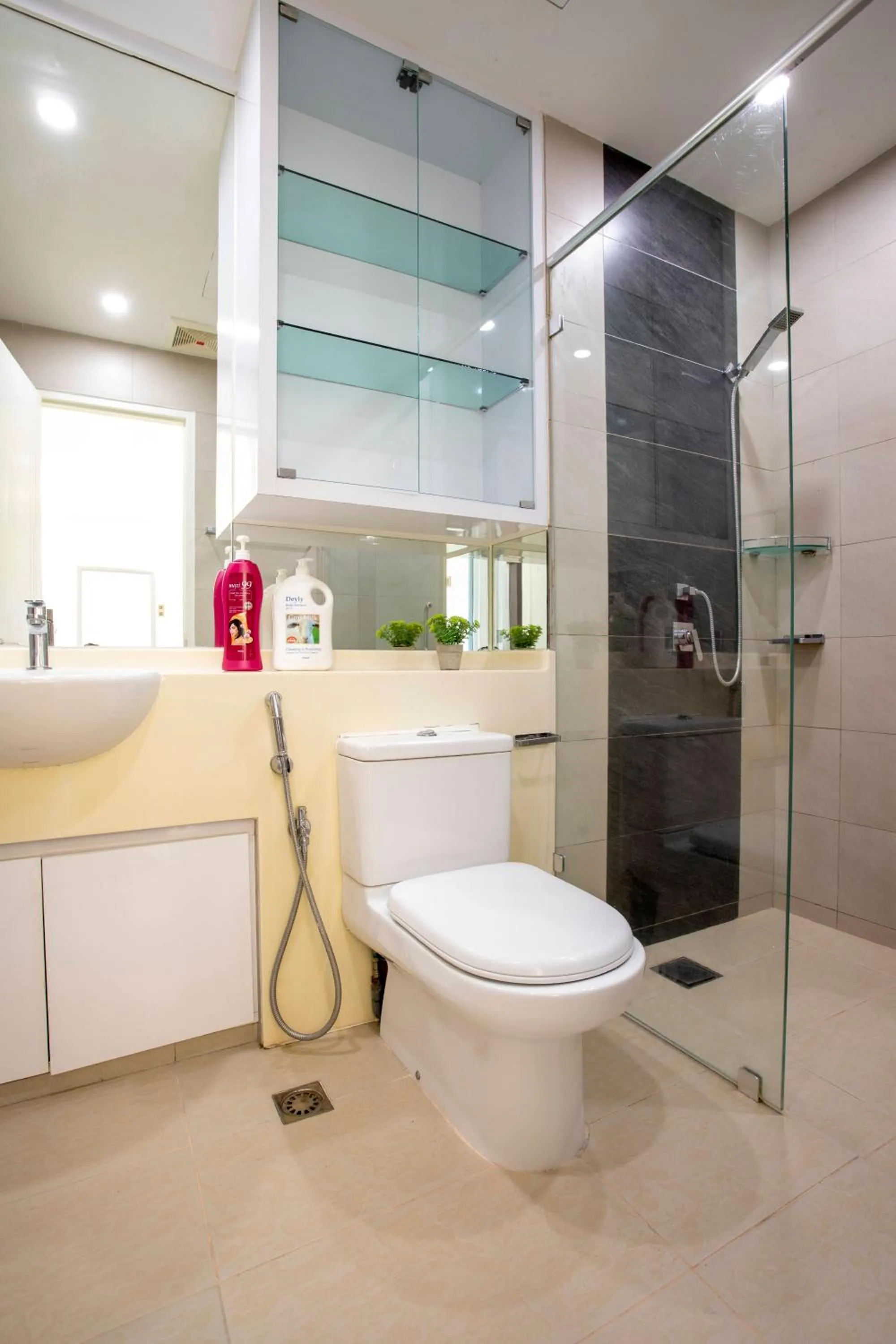 Shower in AJ Suites @ Loft Imago KK