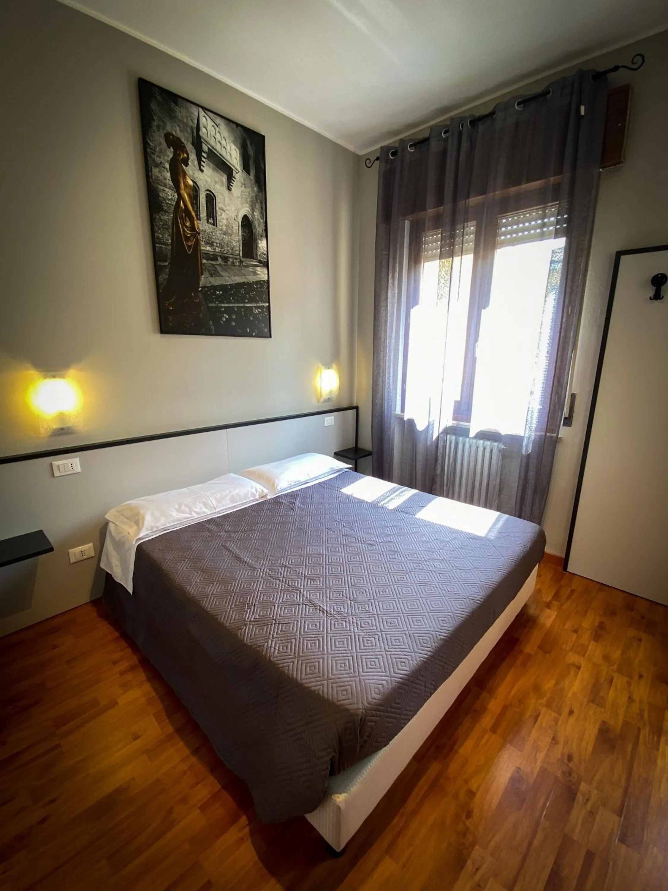 Bedroom, Bed in Hotel Arena