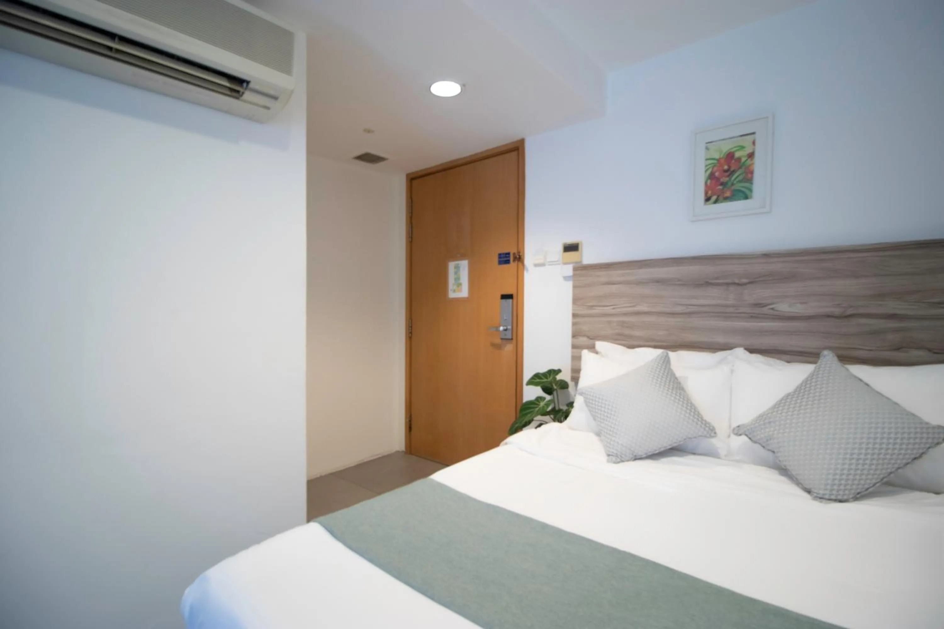 Bedroom, Bed in Victoria Hotel a NuVe Group Collection