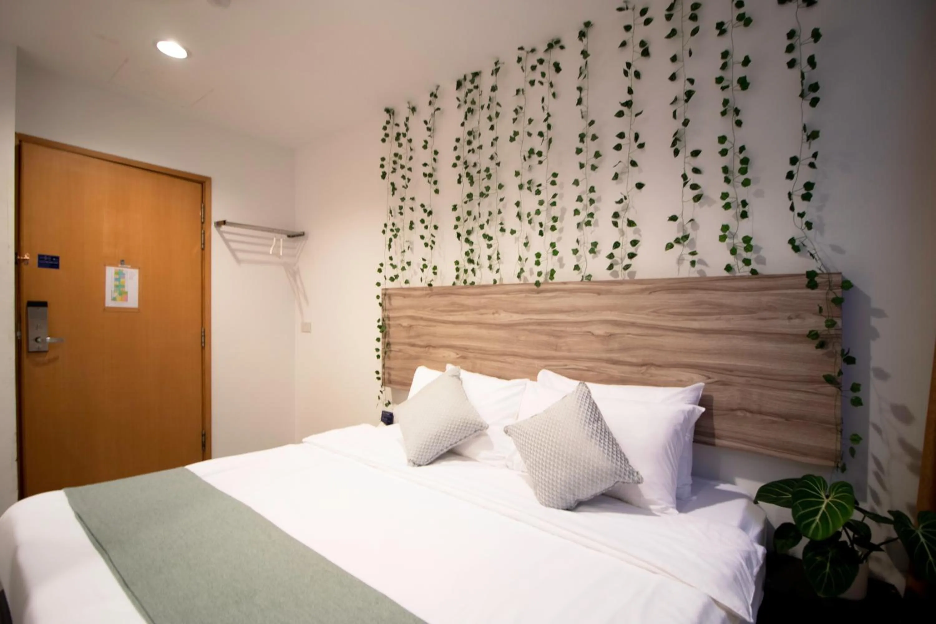 Bedroom, Bed in Victoria Hotel a NuVe Group Collection