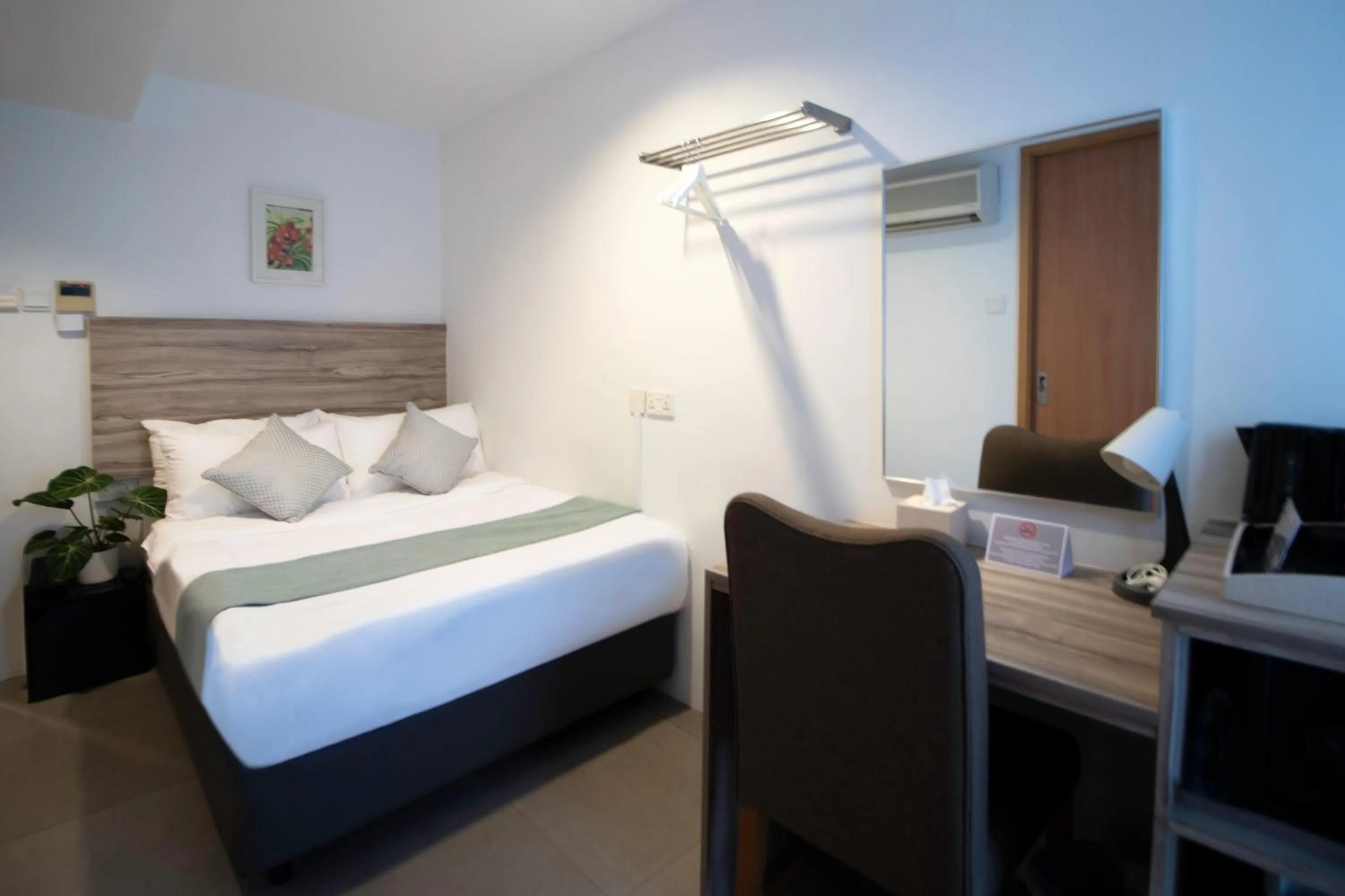 Bedroom, Bed in Victoria Hotel a NuVe Group Collection