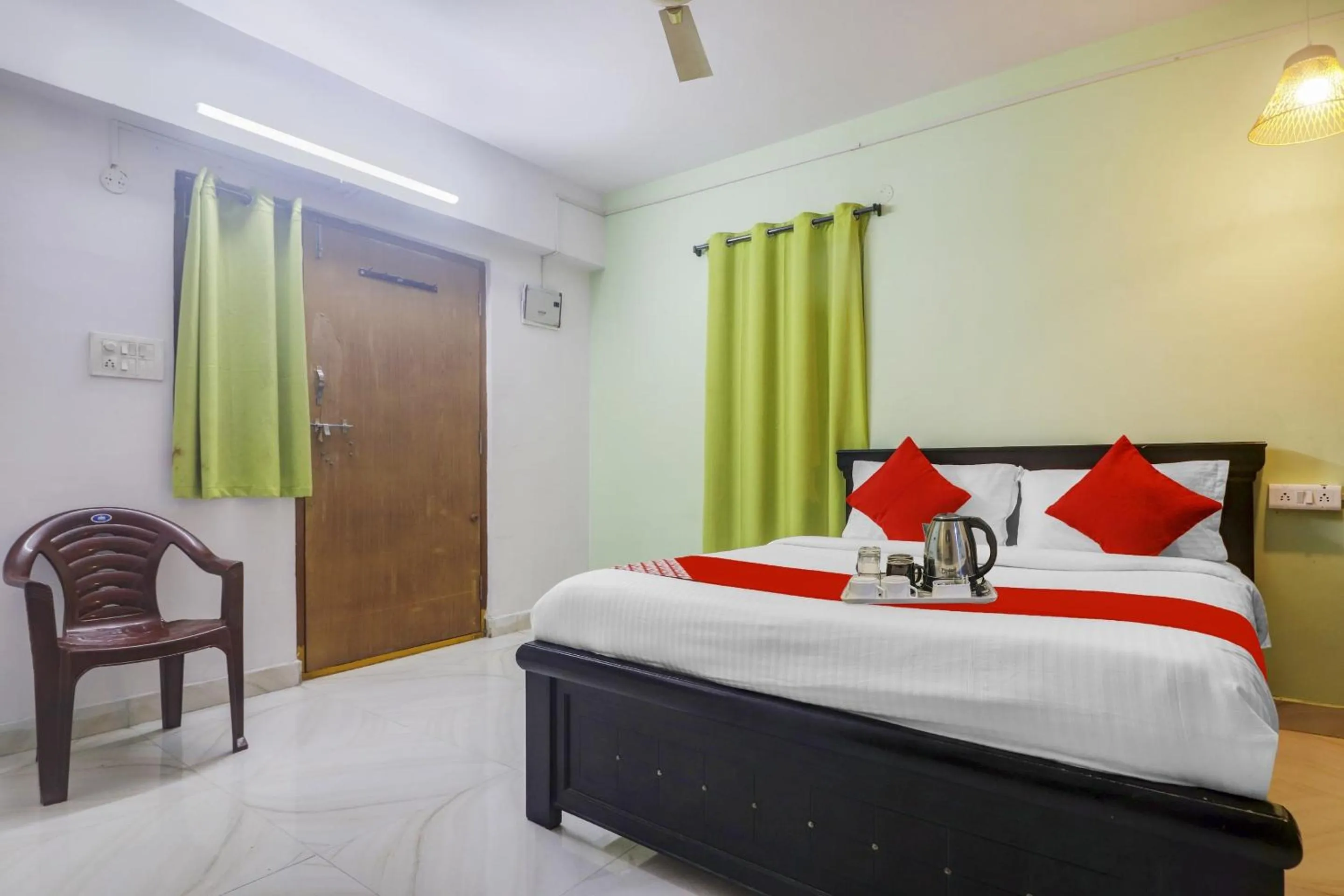 Bedroom, Bed in Hotel O RR