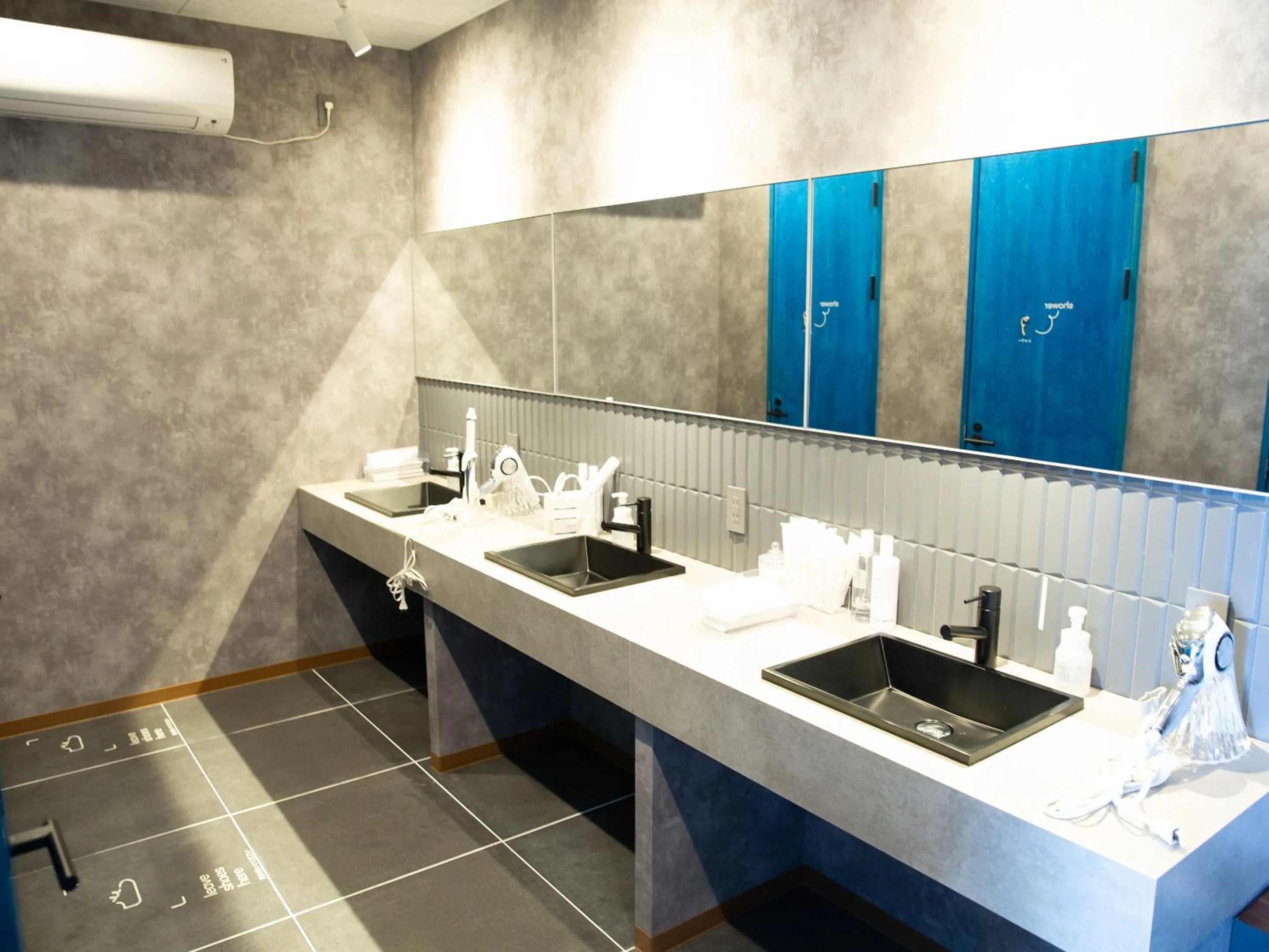Bathroom in the circle apartment