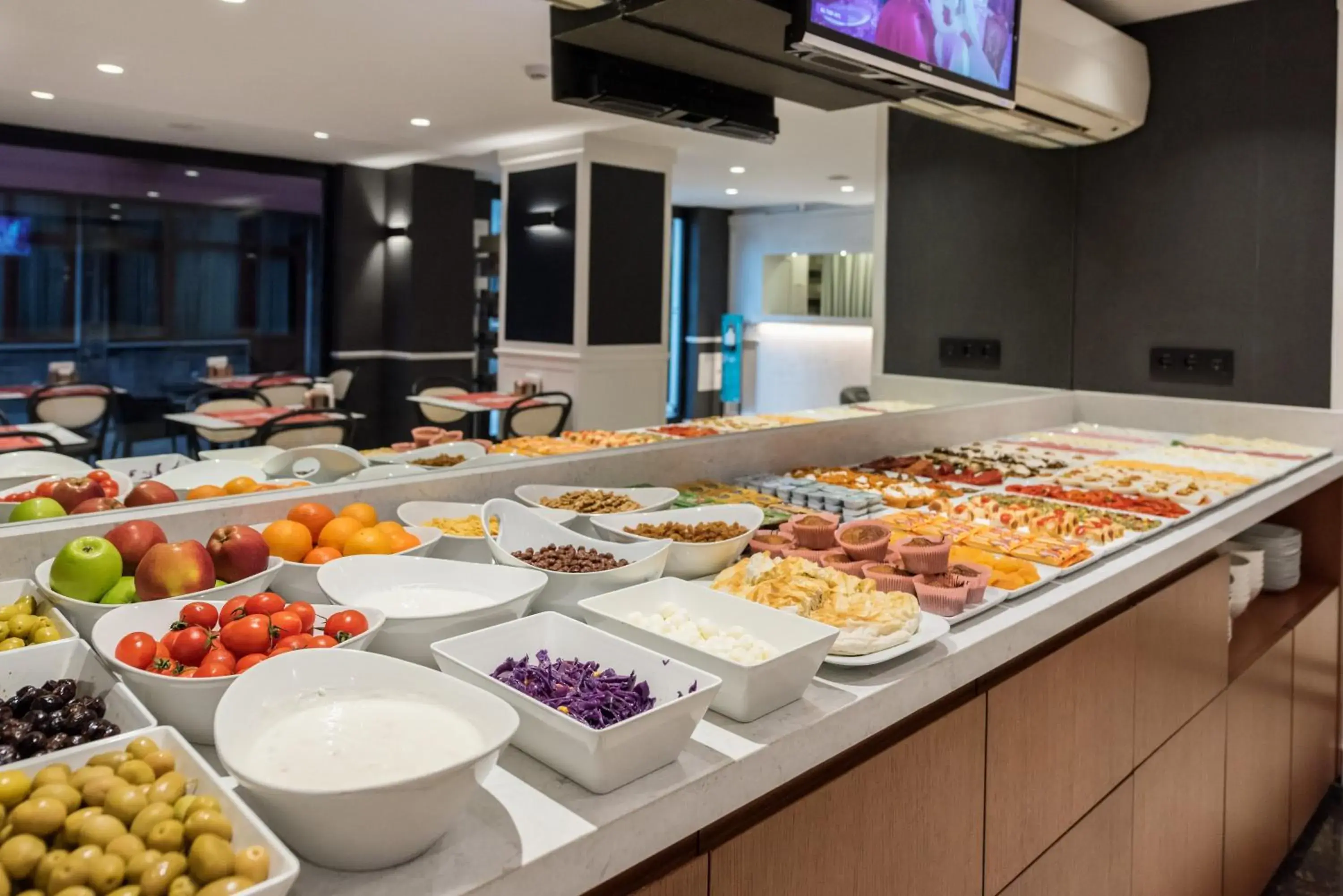 Food and drinks in Dream Bosphorus Hotel Food and drinks in Dream Bosphorus Hotel