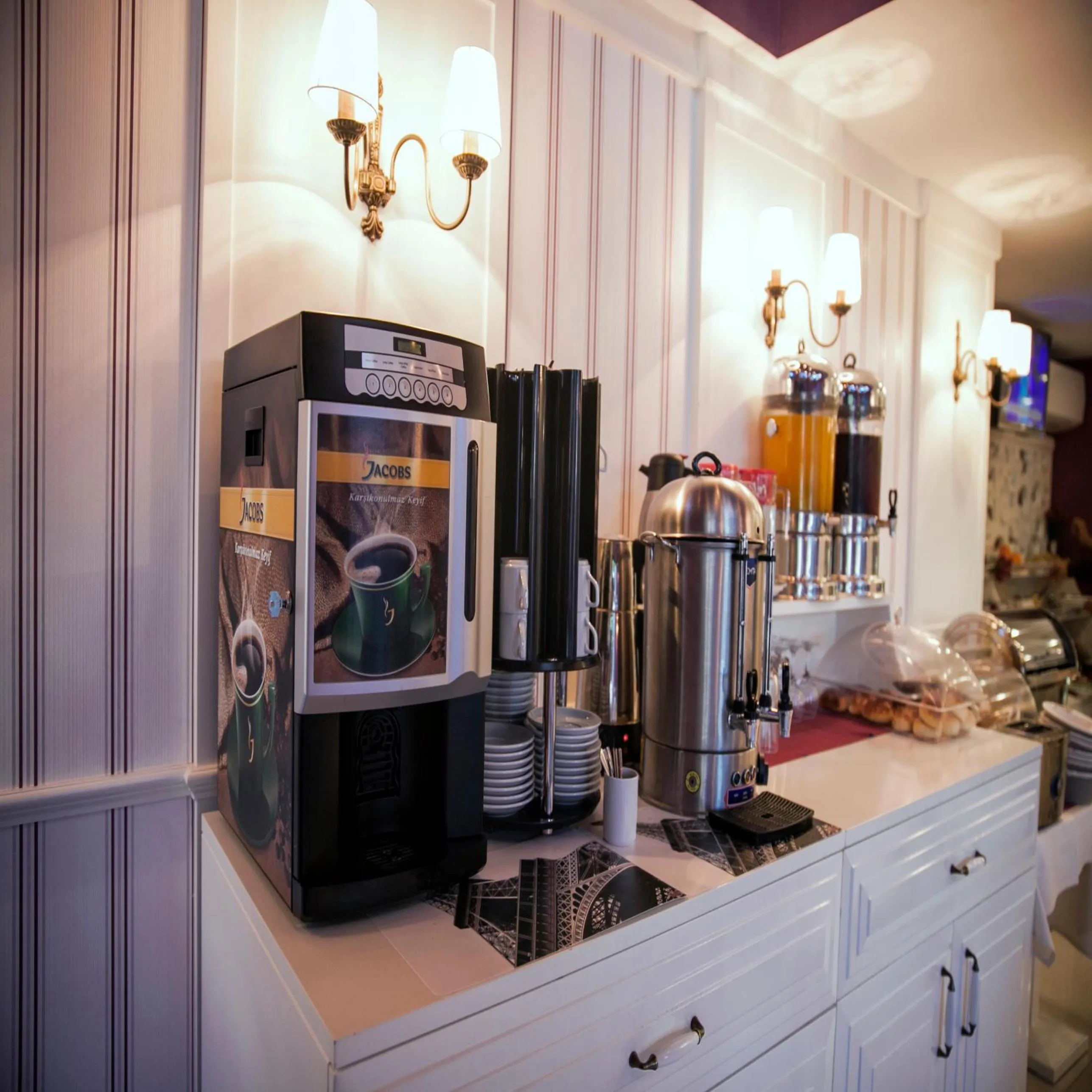 Restaurant/places to eat in Dream Bosphorus Hotel