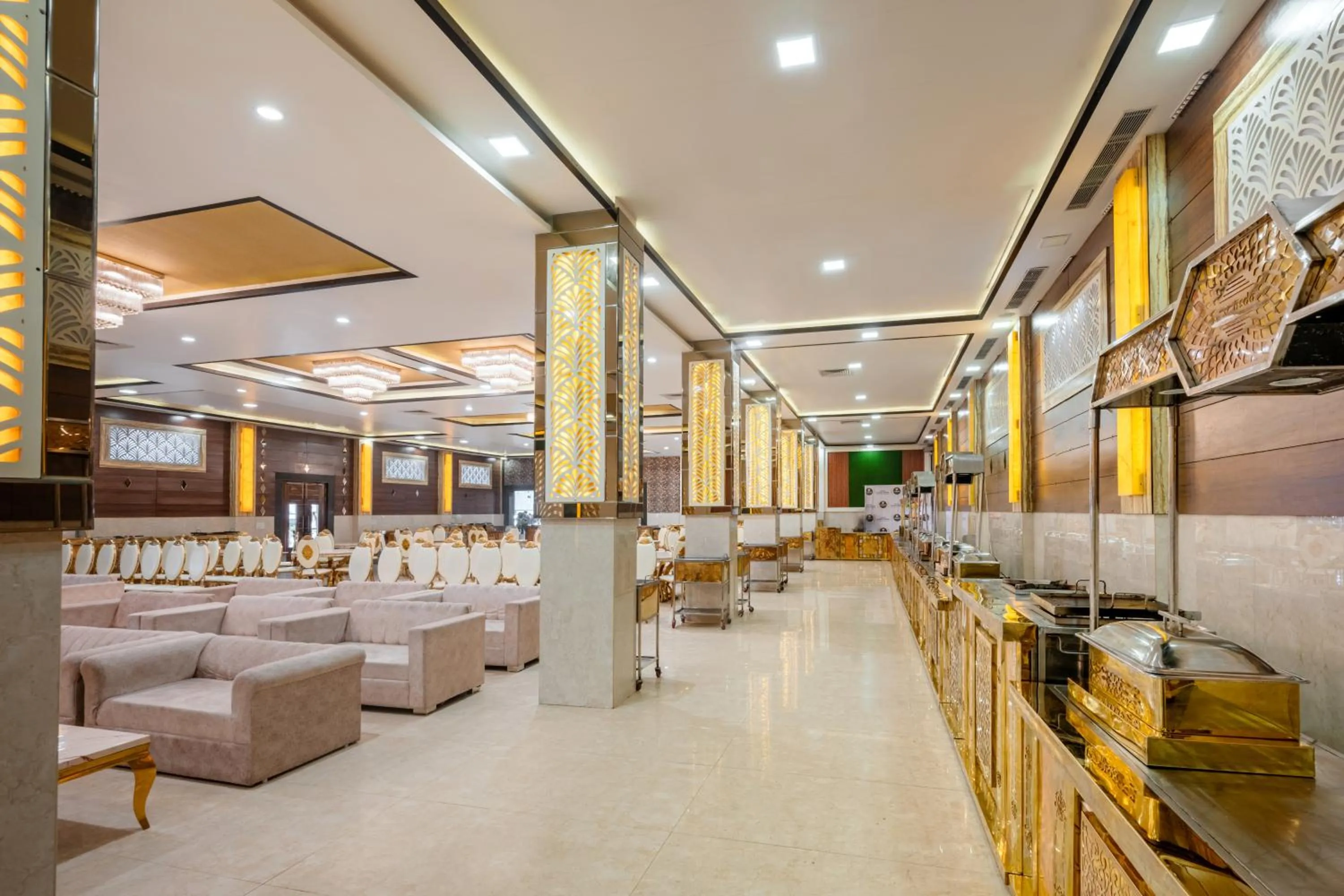 Banquet/Function facilities in Hotel Vasdaa Grand