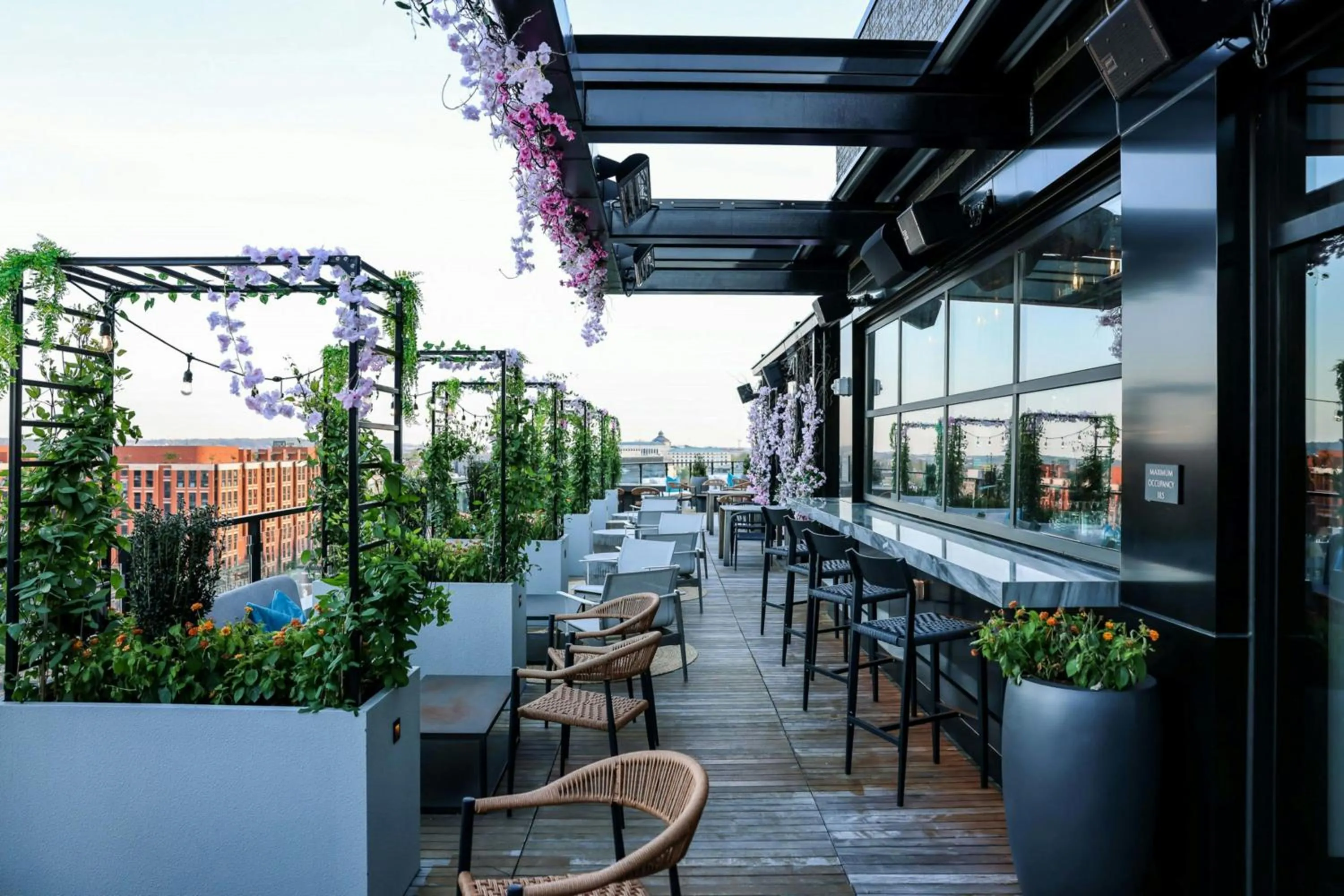 Restaurant/places to eat in Washington Marriott Capitol Hill