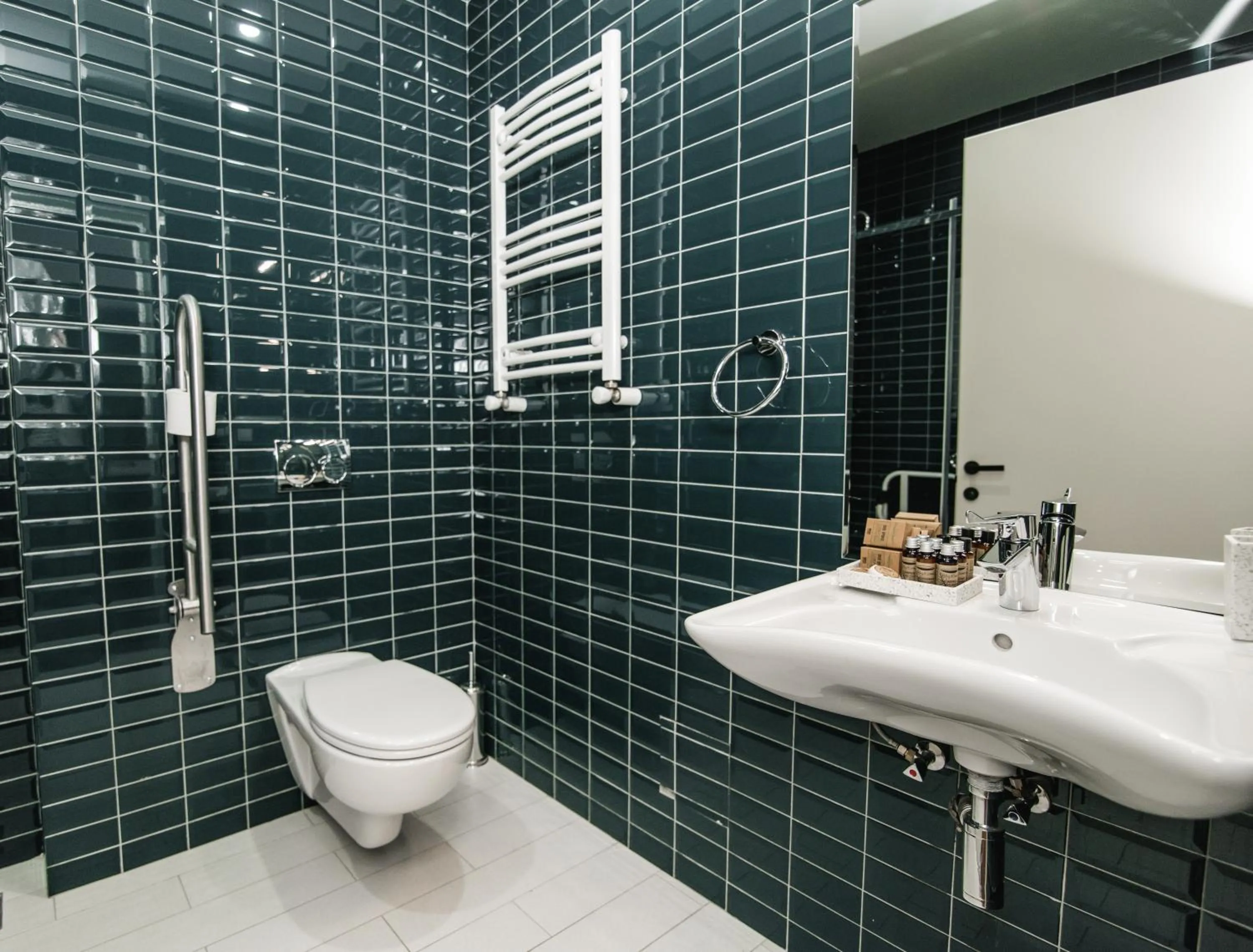 Toilet in Makmani Boutique Hotel by DNT Group