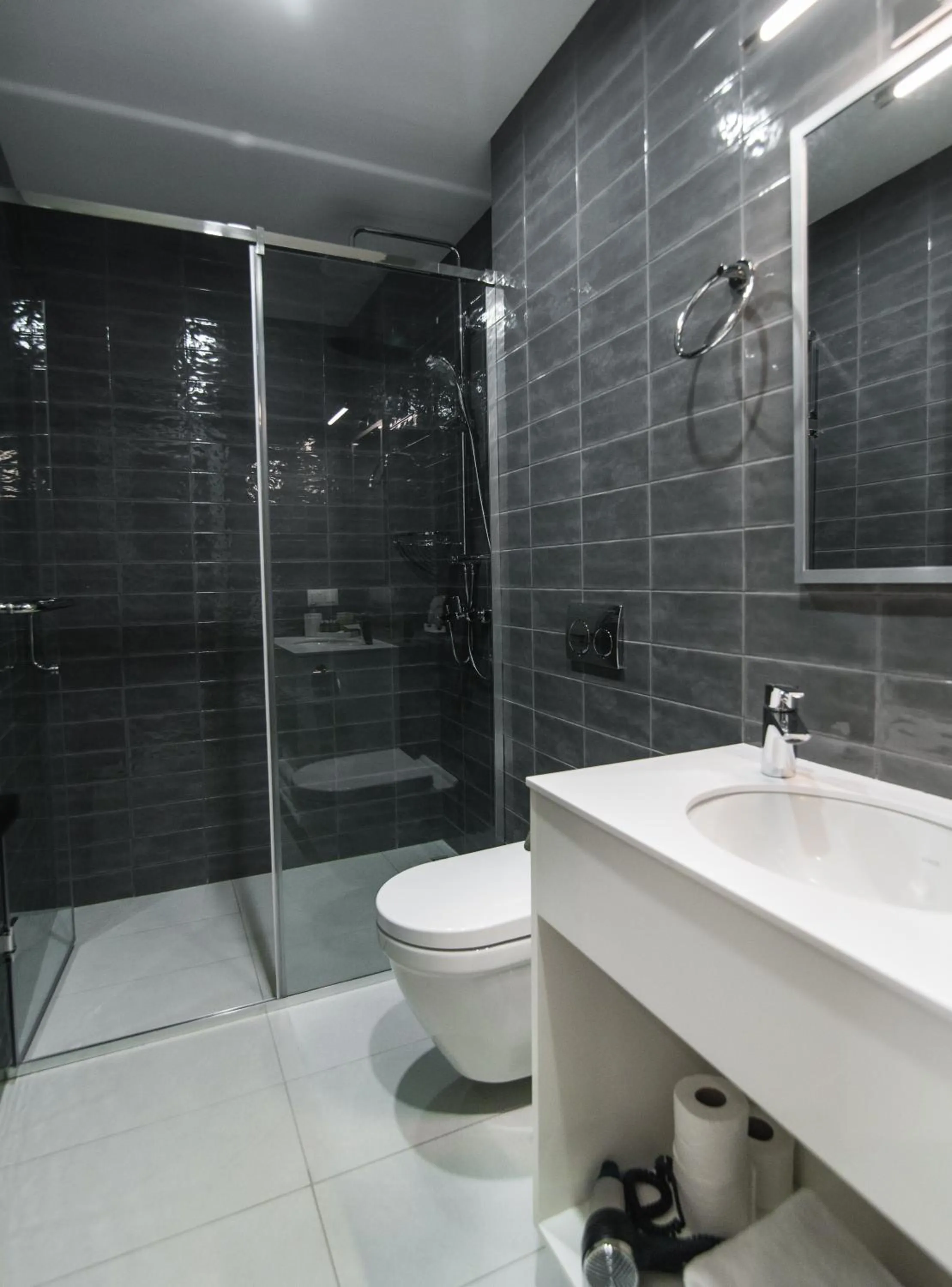 Toilet in Makmani Boutique Hotel by DNT Group