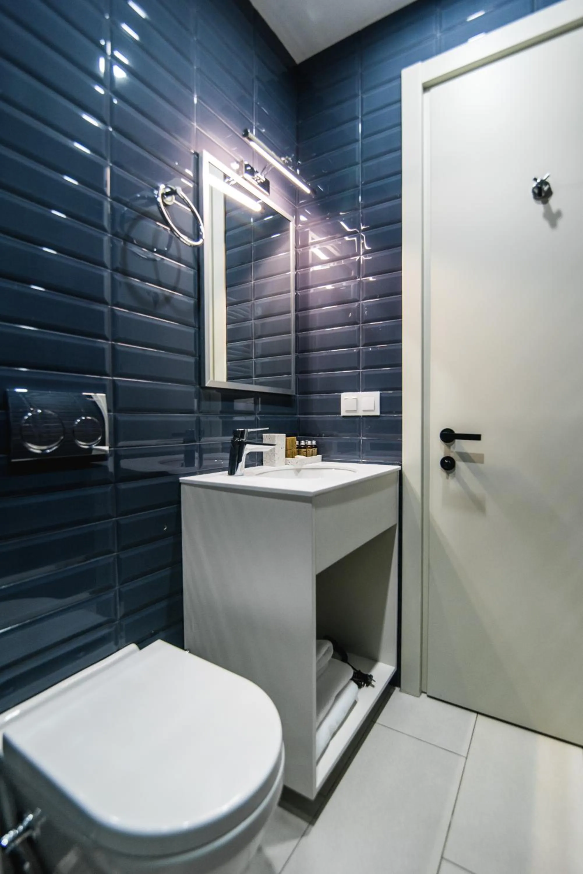 Toilet in Makmani Boutique Hotel by DNT Group