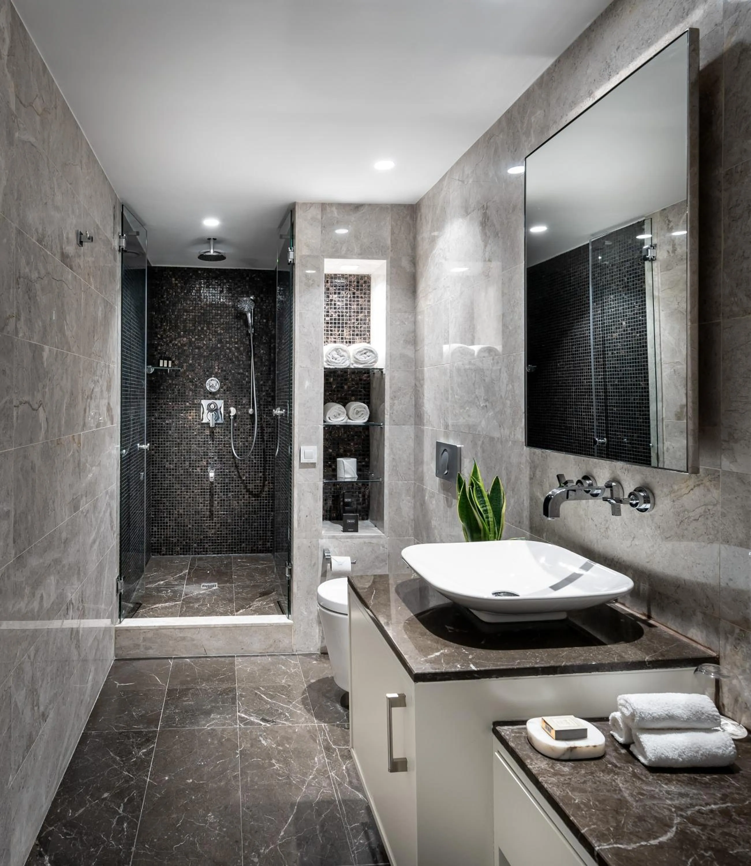 Toilet in The Stay Boulevard Nisantasi