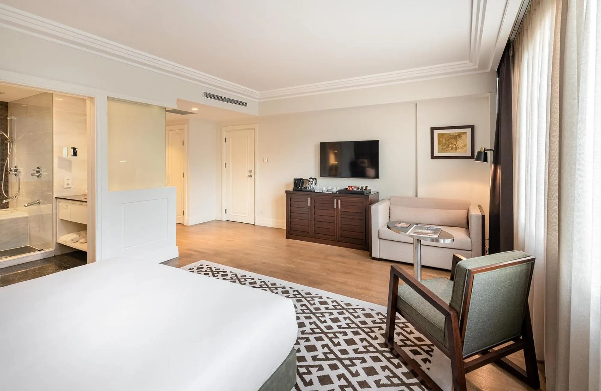 TV and multimedia, Bed in The Stay Boulevard Nisantasi