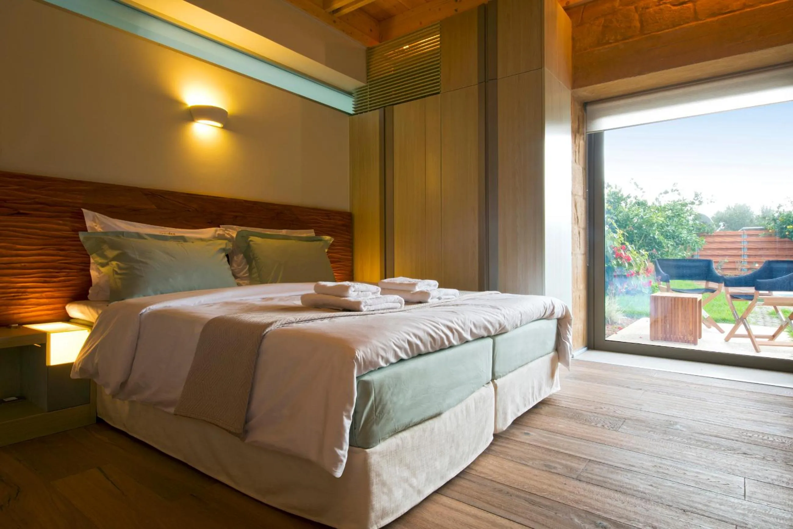 Photo of the whole room, Bed in Conte Marino Villas
