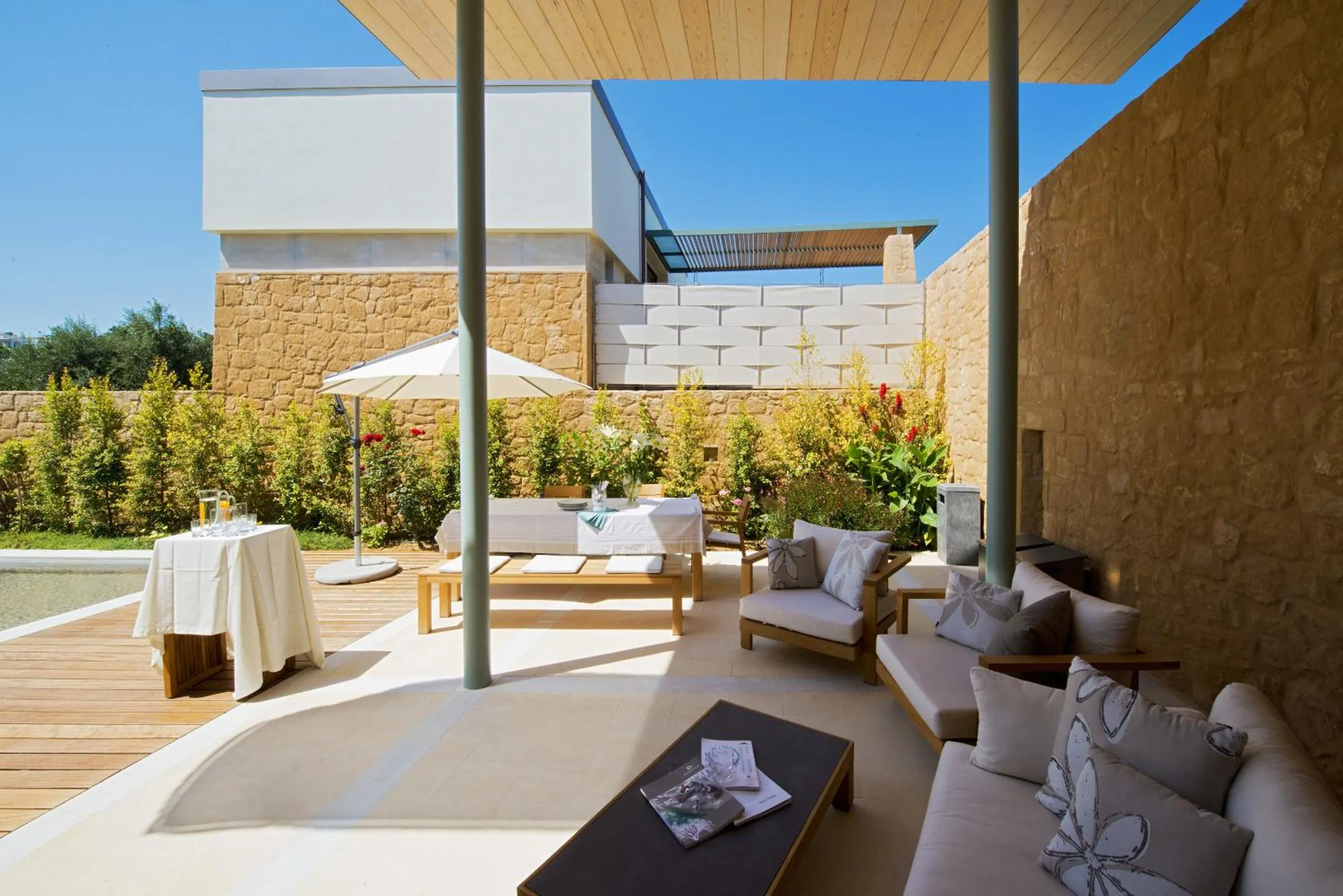 Facade/entrance in Conte Marino Villas