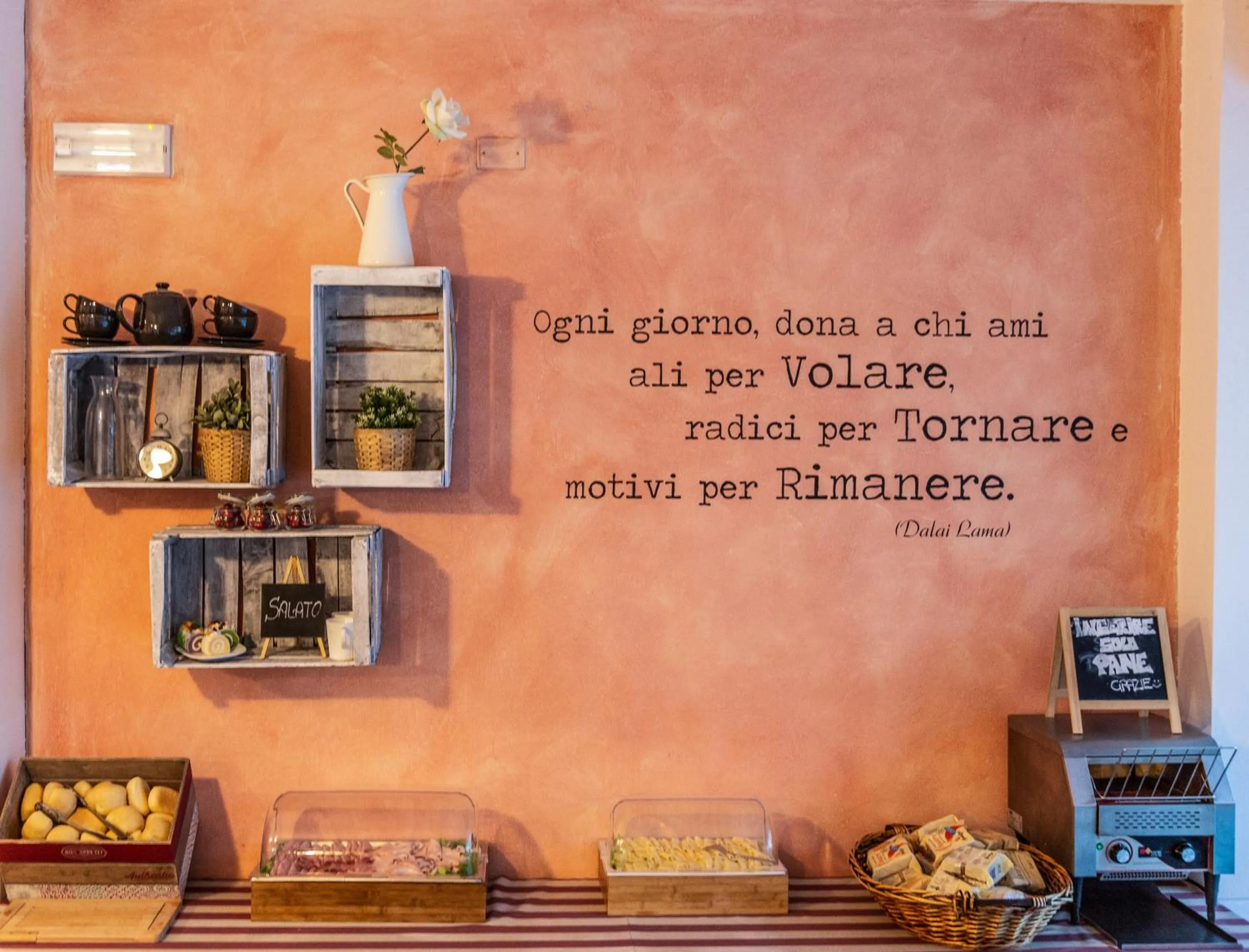 Breakfast in Hotel Beverly