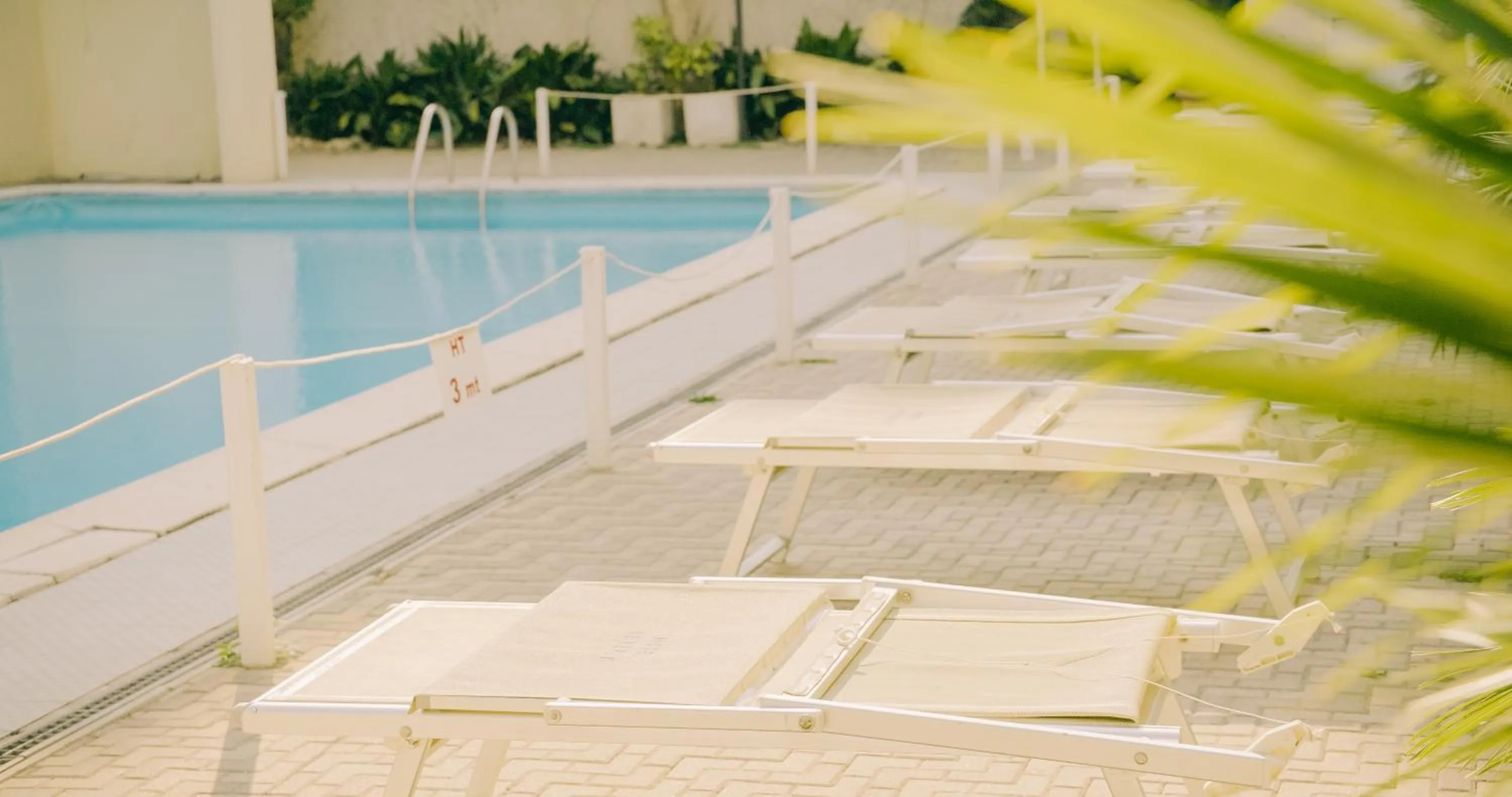 Pool view in Hotel Beverly