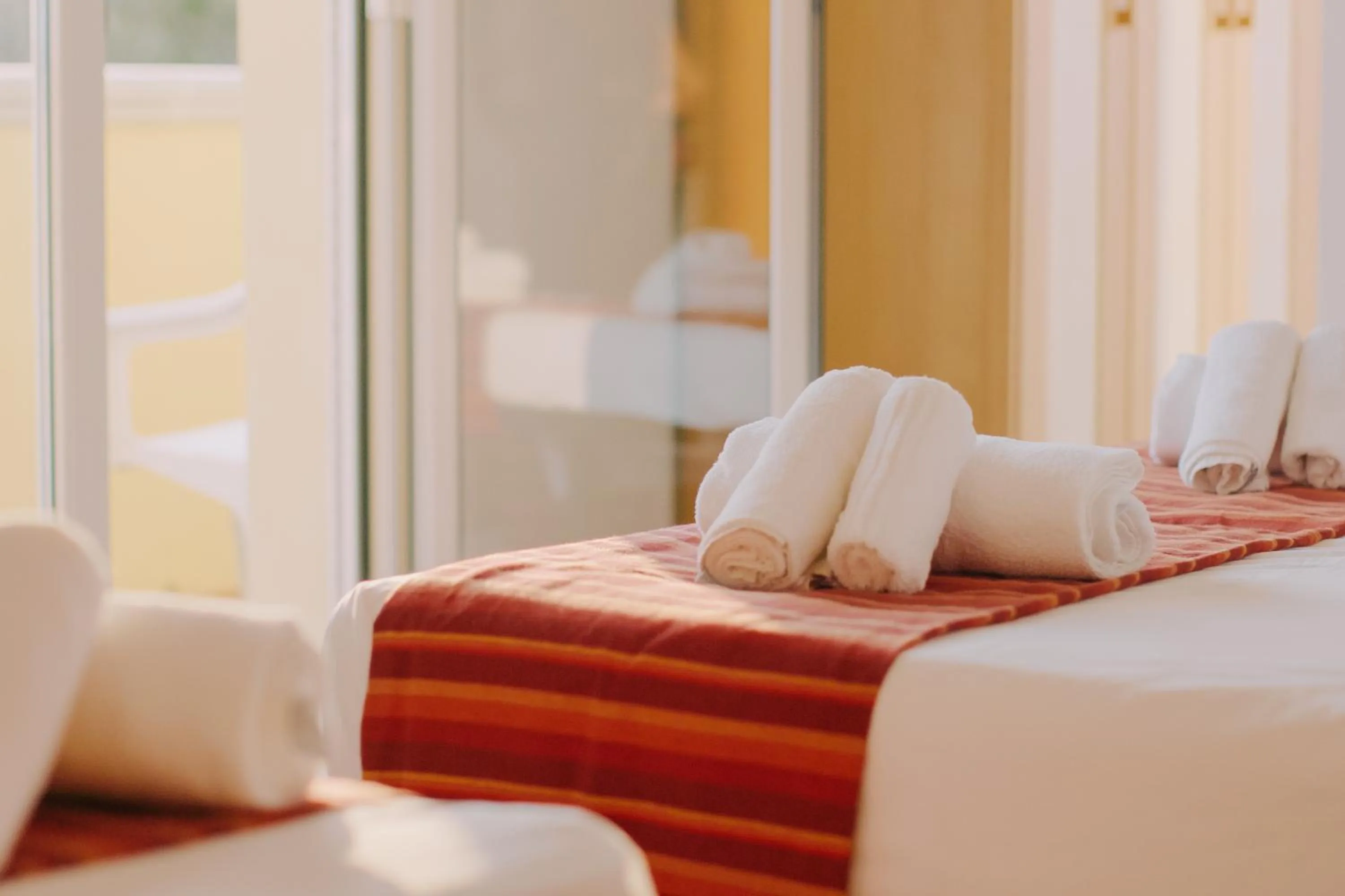 Bedroom, Bed in Hotel Beverly