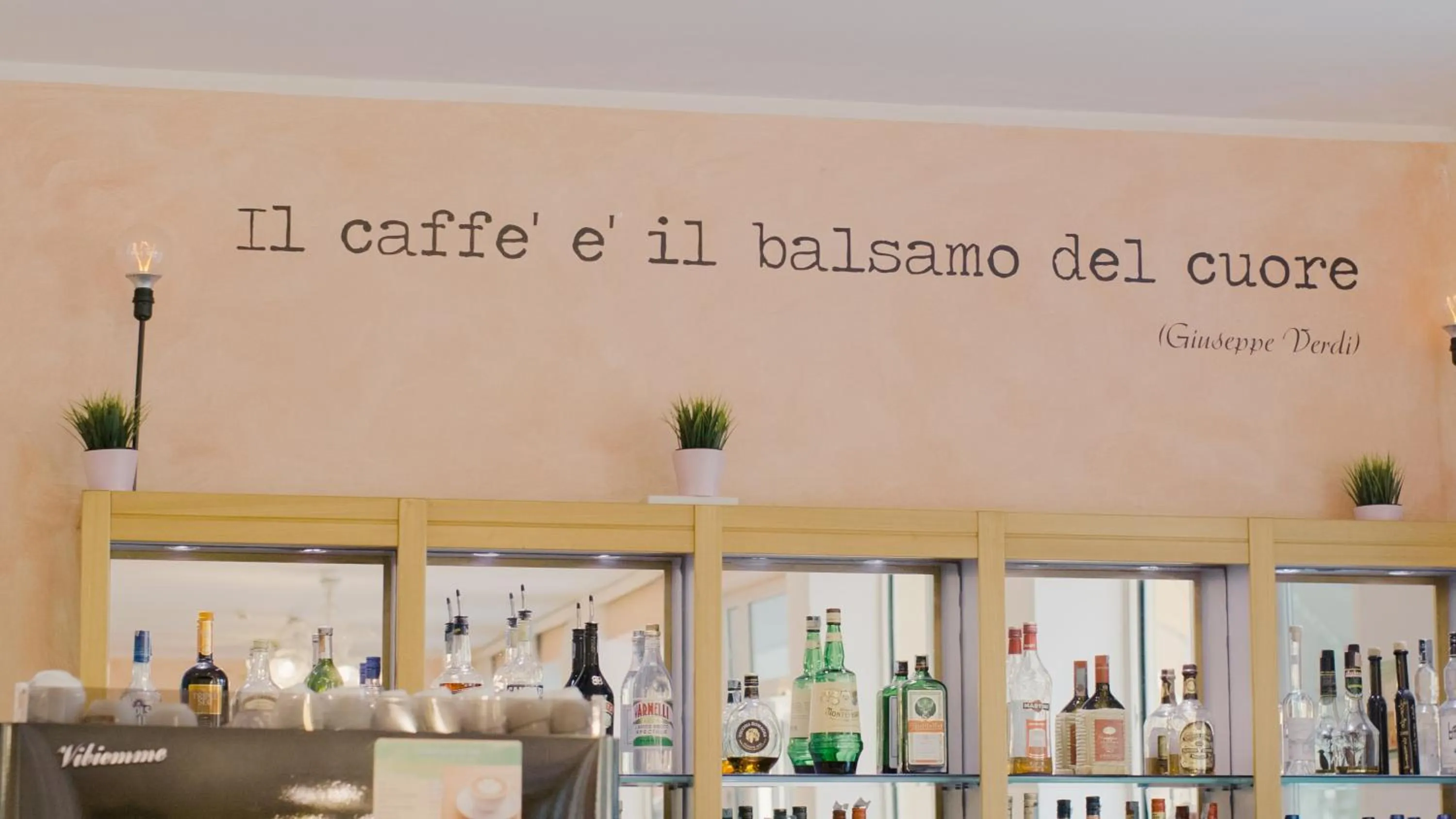 Lounge or bar in Hotel Beverly