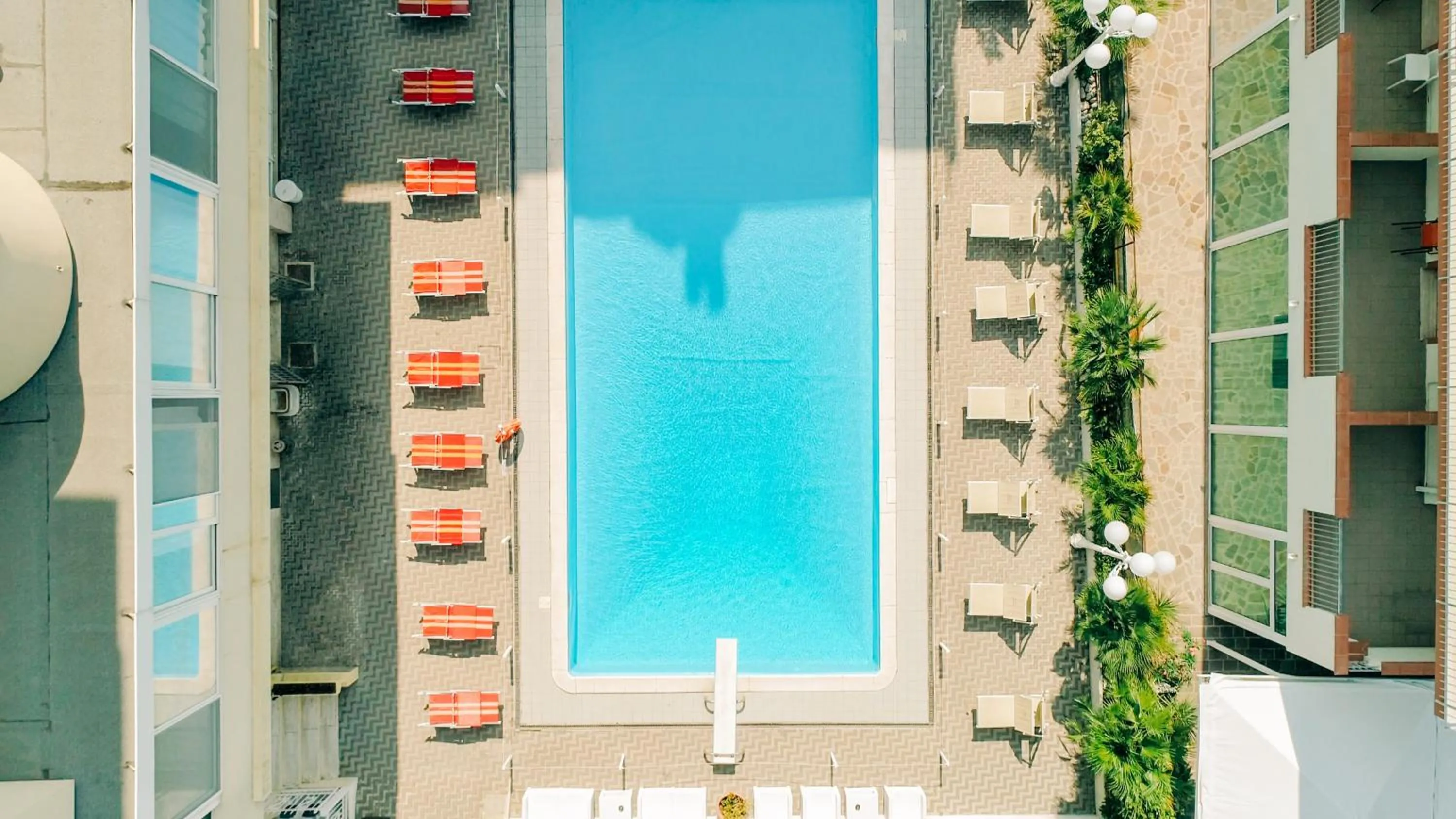 Pool view in Hotel Beverly