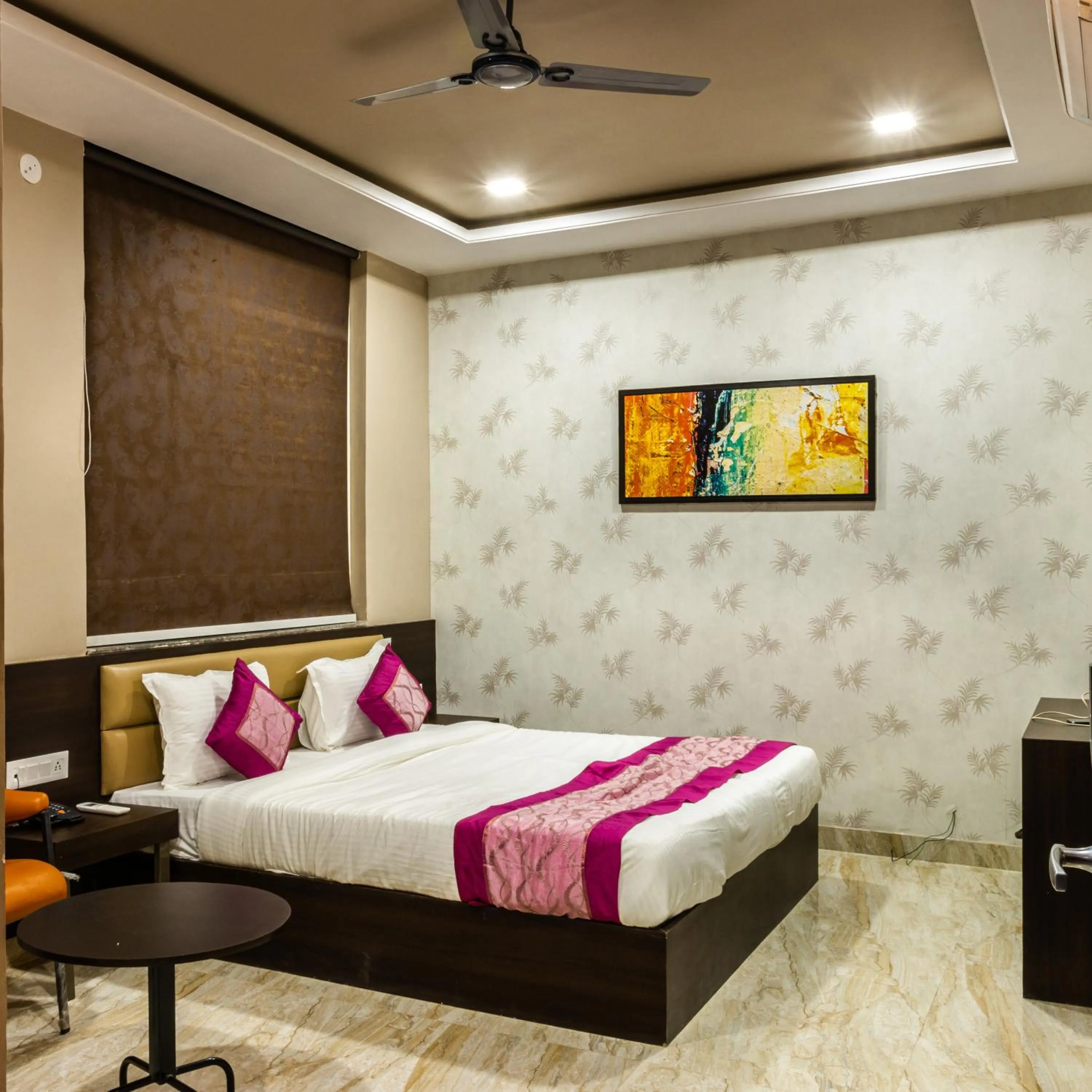 Bedroom, Bed in Hotel Jai Harsh