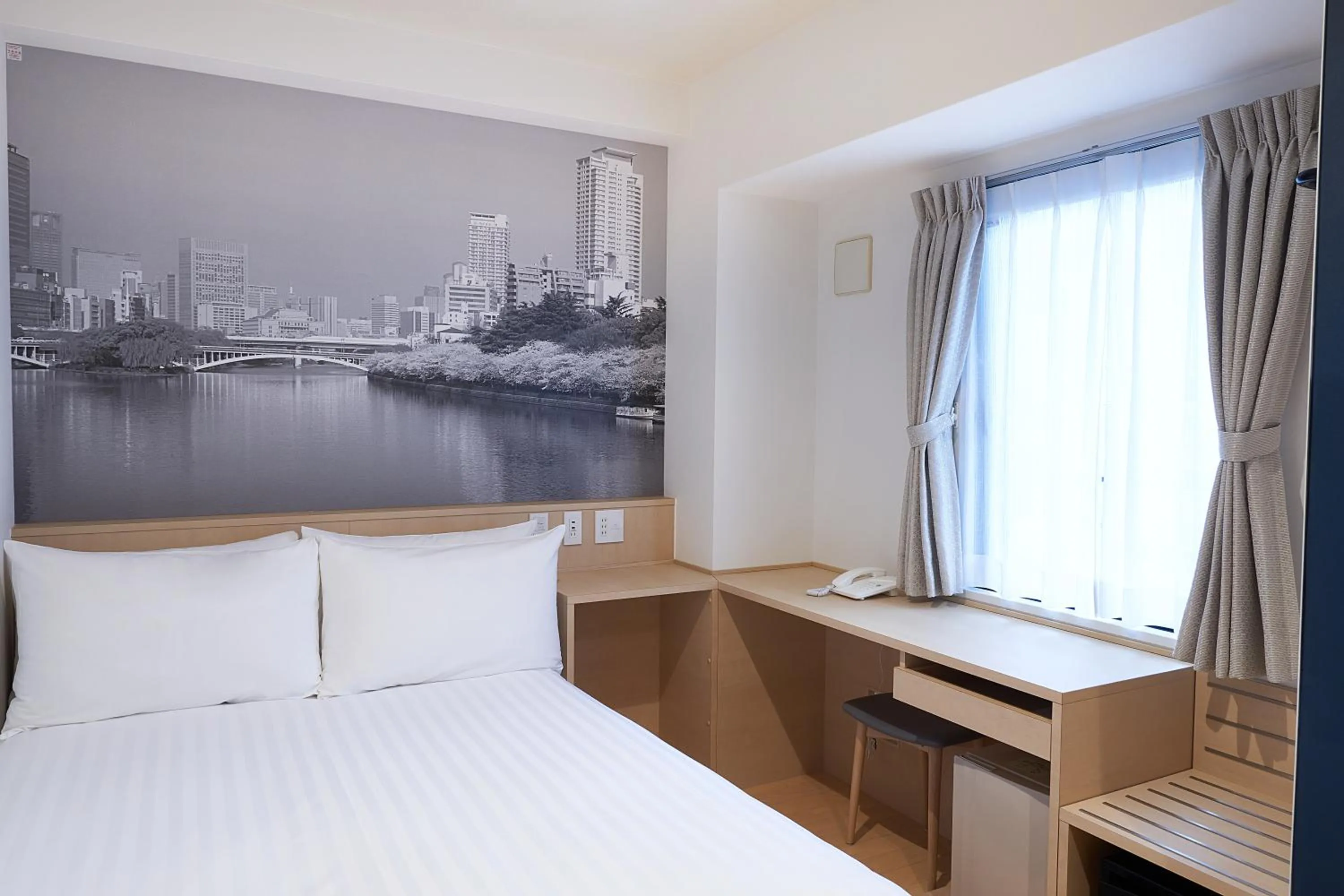 Bedroom, Bed in Travelodge Honmachi Osaka