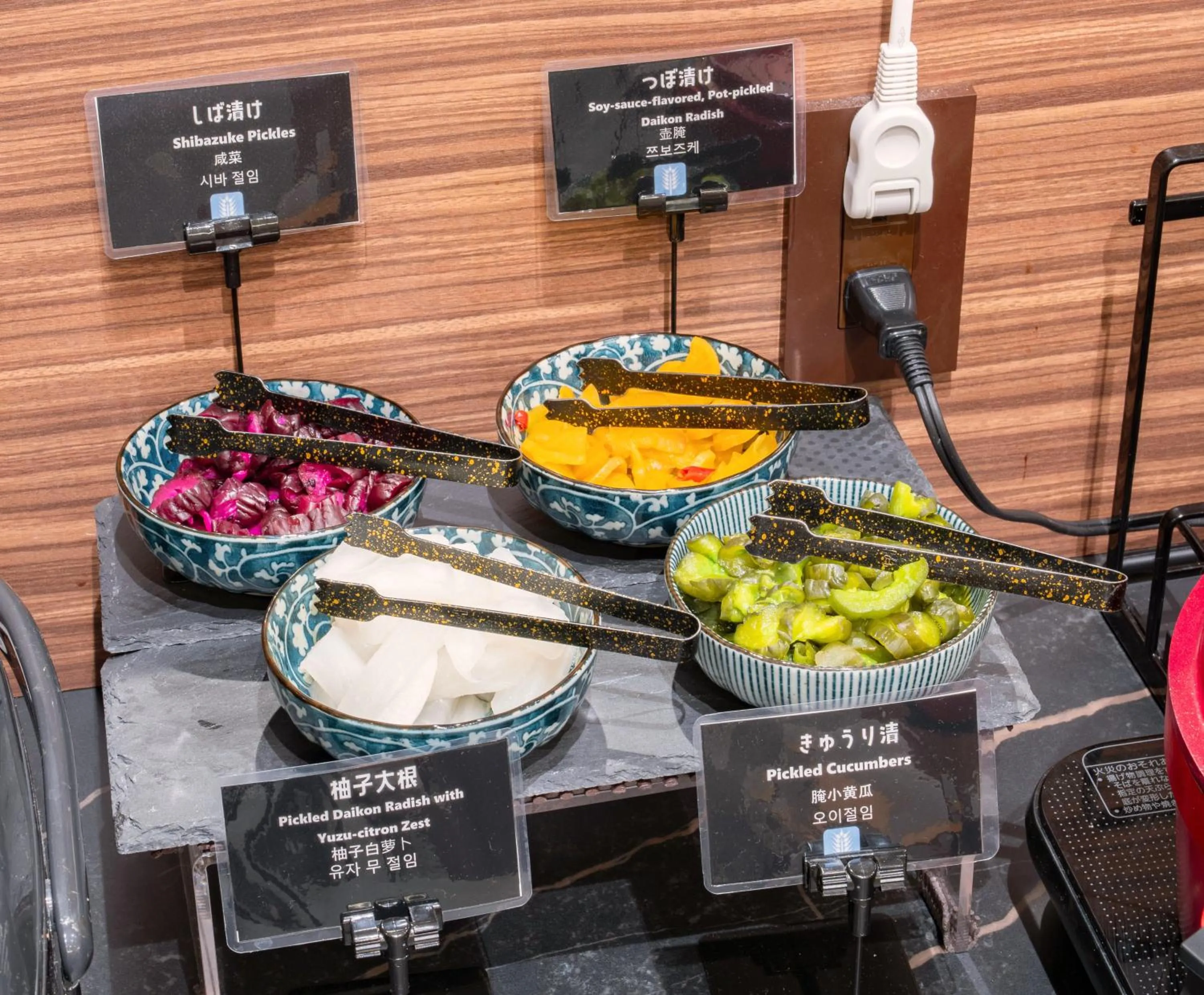 Restaurant/places to eat in Travelodge Honmachi Osaka