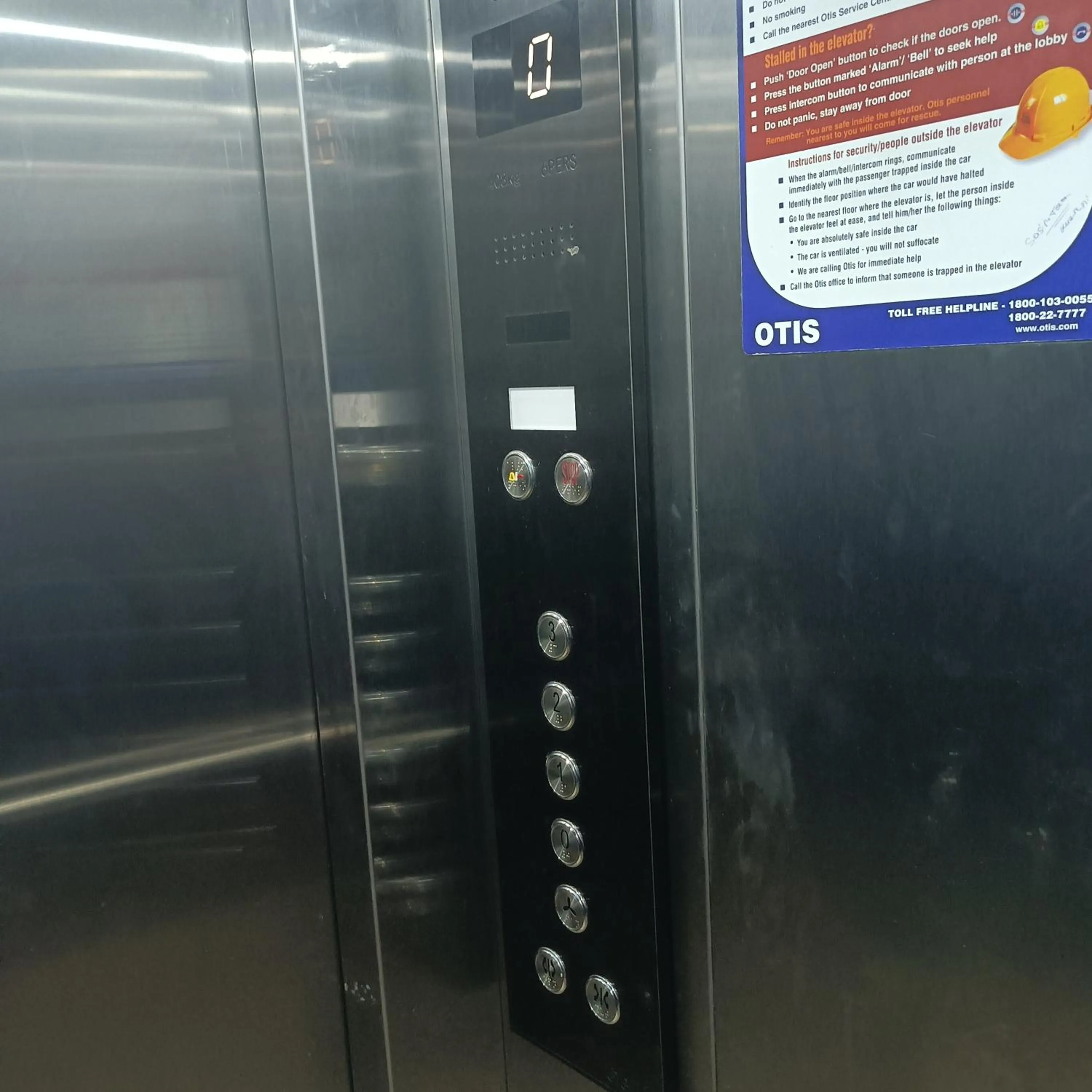 elevator in HOTEL SJ PRIDE