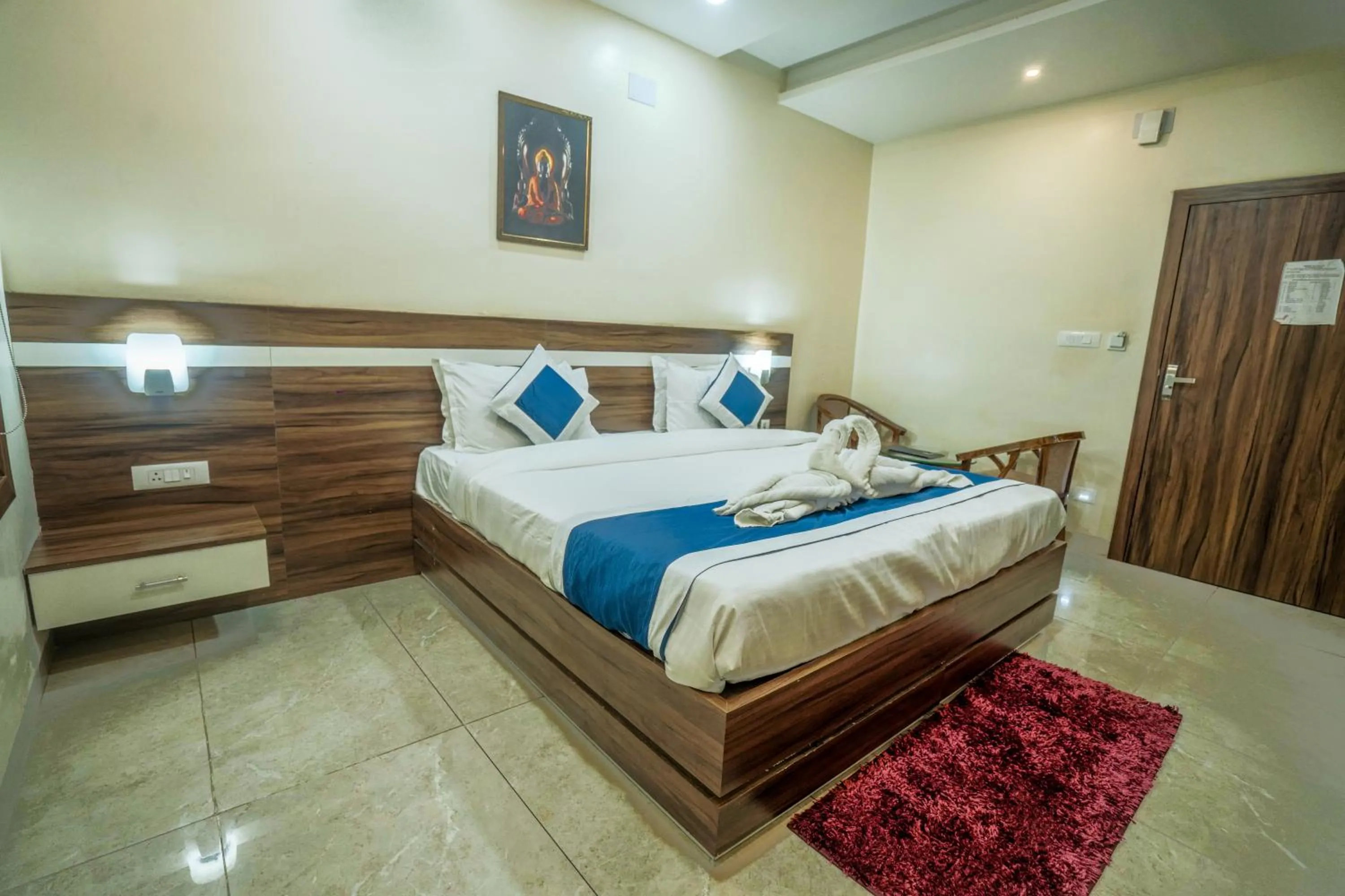 Bed in HOTEL SJ PRIDE