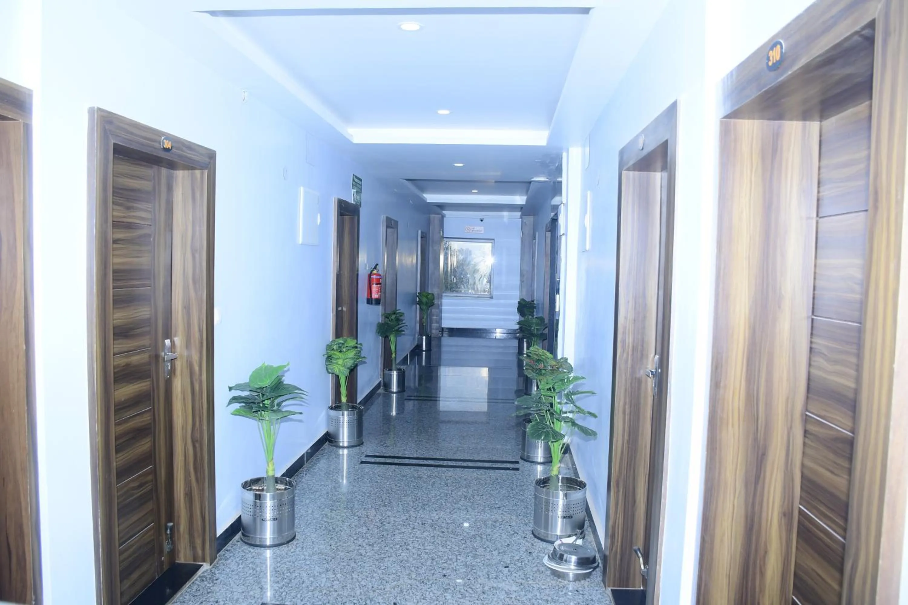 Lobby or reception in HOTEL SJ PRIDE